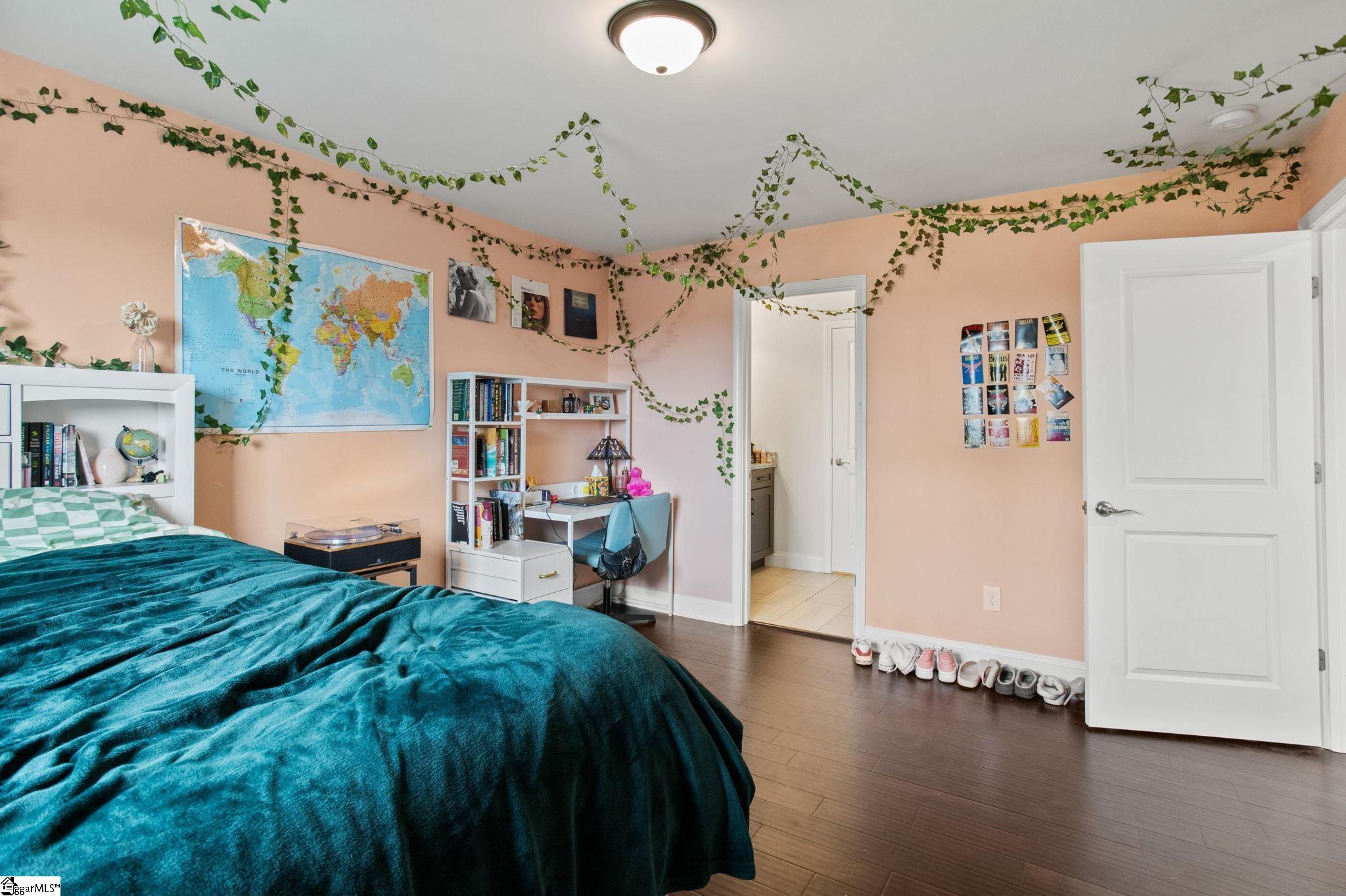 222 Montview Circle Greenville, SC 29617