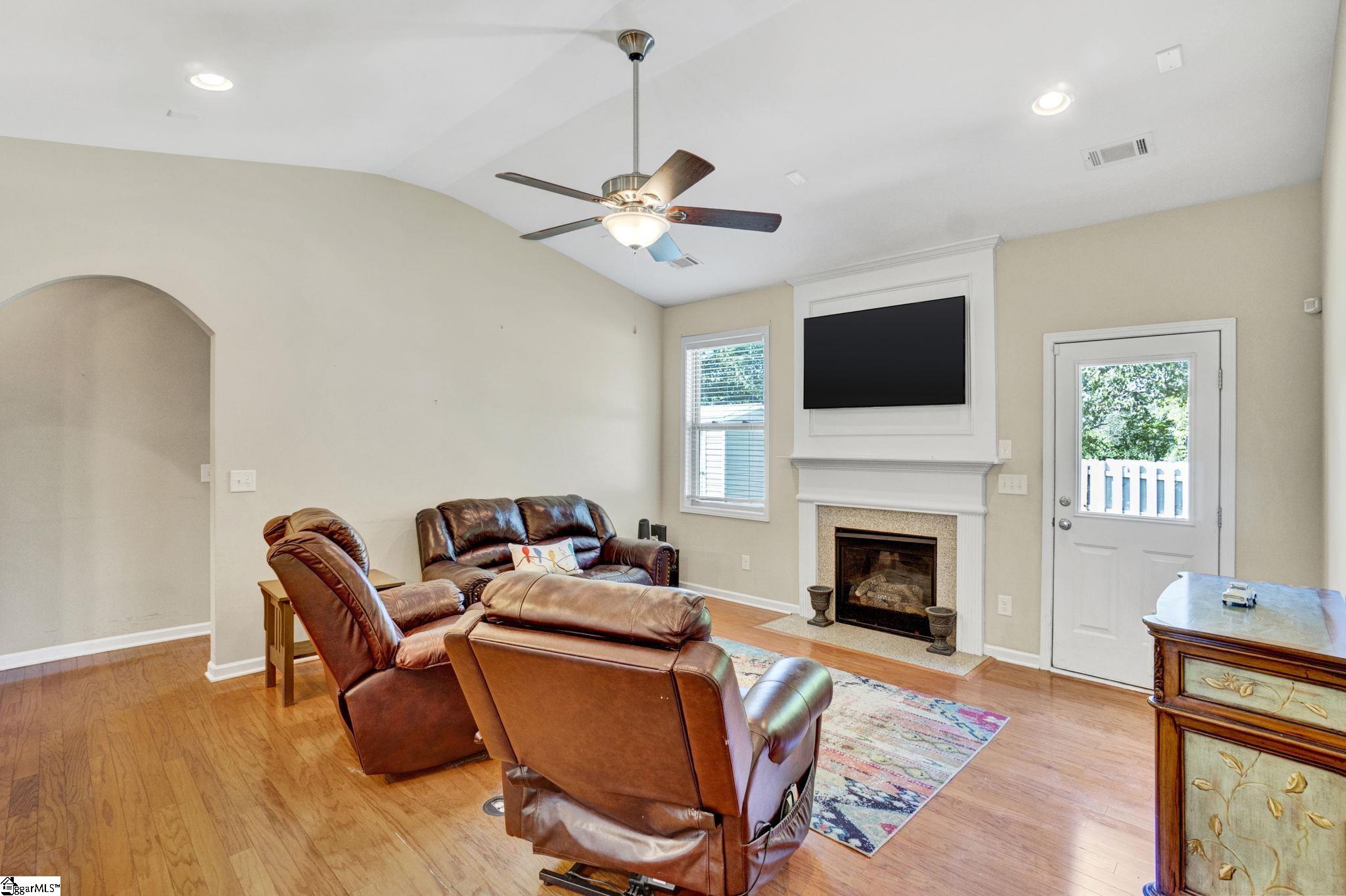 100 Amherst Way Easley, SC 29642