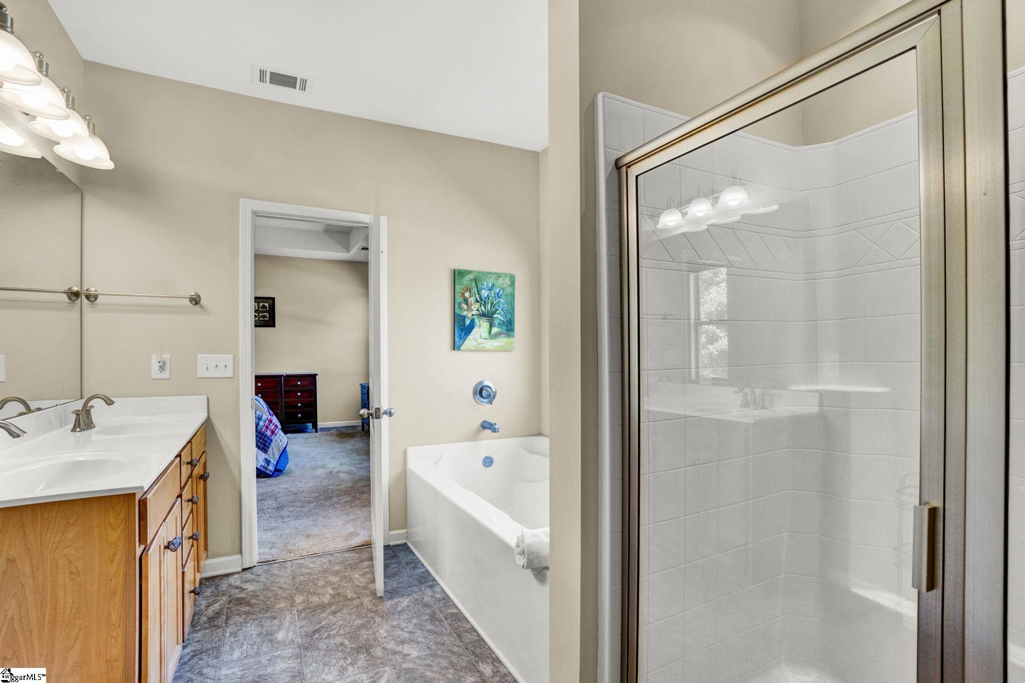 100 Amherst Way Easley, SC 29642