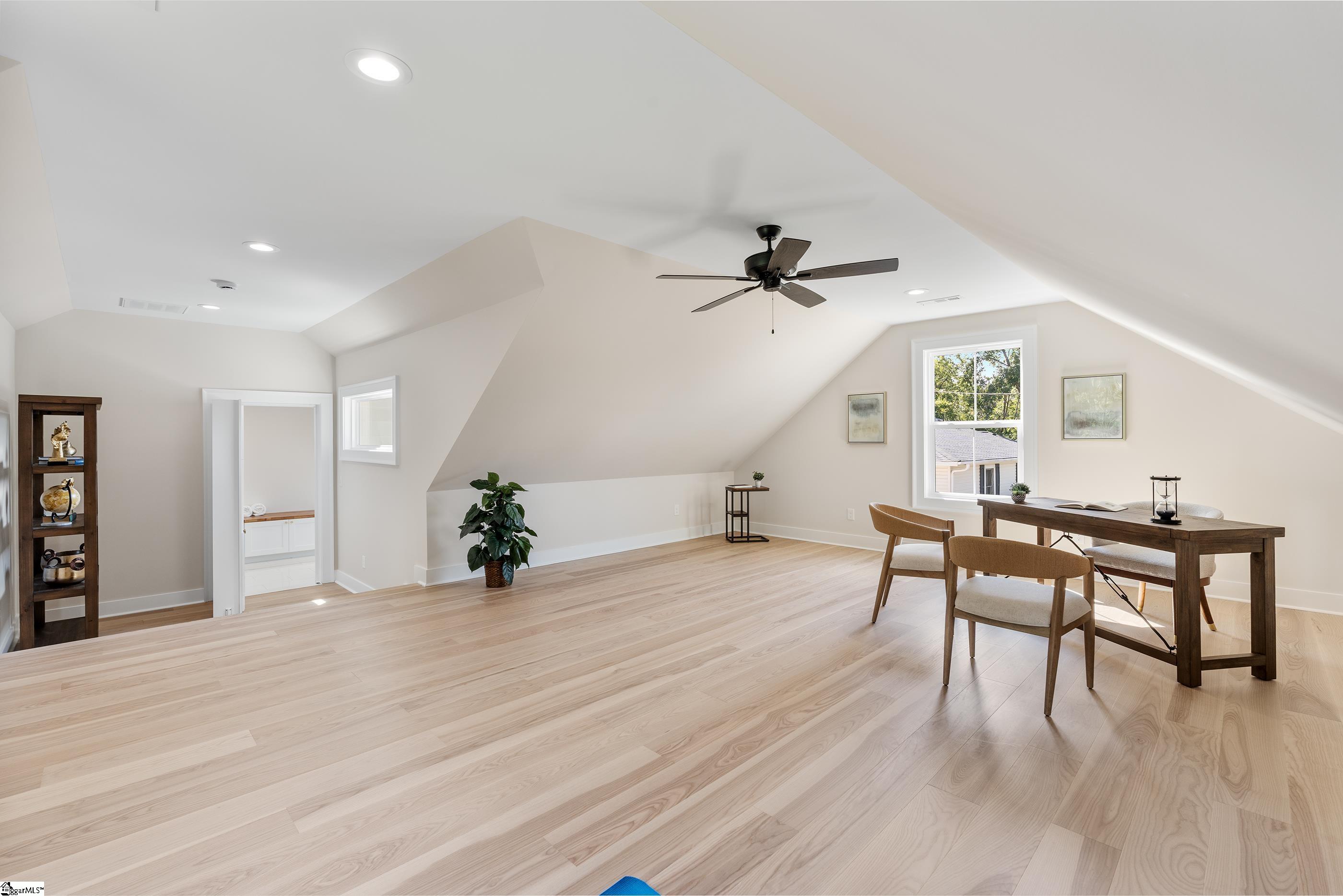 6 Averill Street Greenville, SC 29601