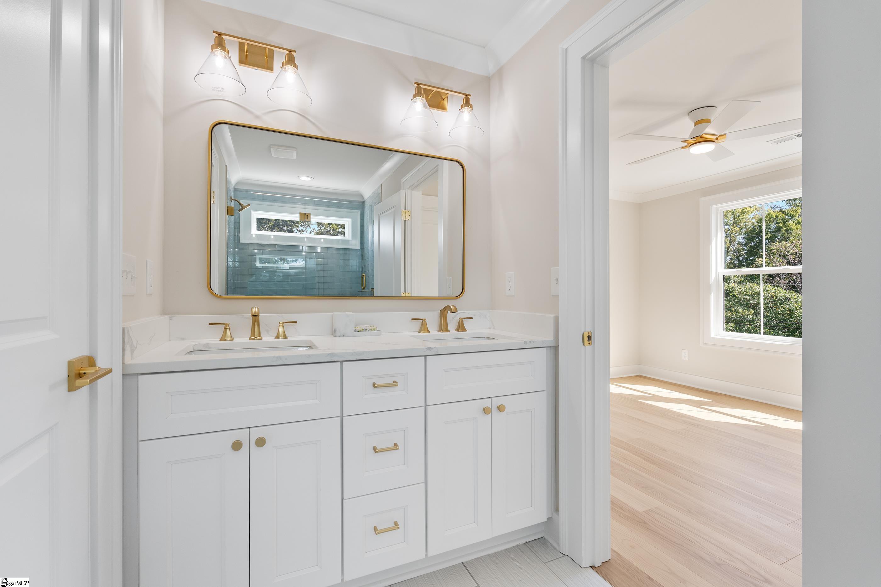 6 Averill Street Greenville, SC 29601