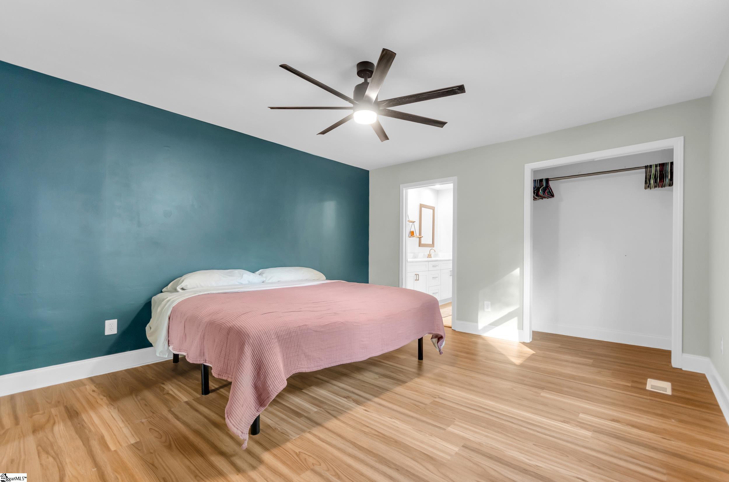 327 Pine Drive Piedmont, SC 29673