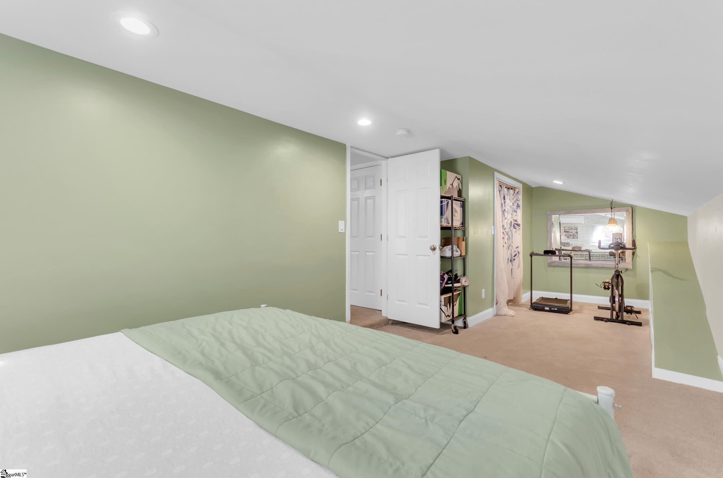327 Pine Drive Piedmont, SC 29673