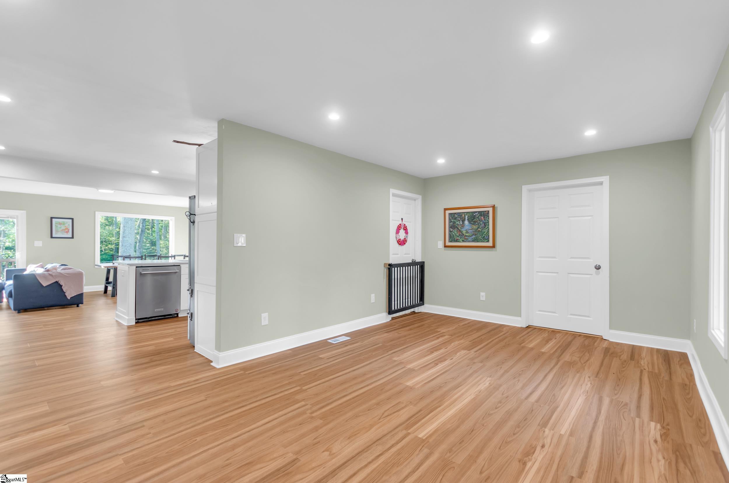 327 Pine Drive Piedmont, SC 29673