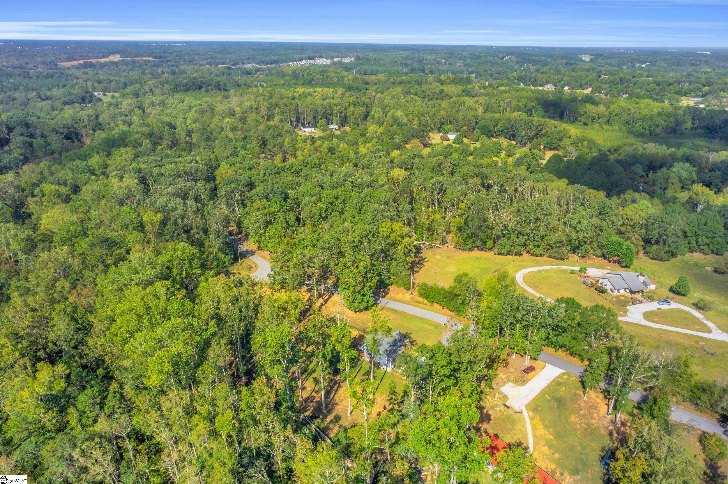 327 Pine Drive Piedmont, SC 29673