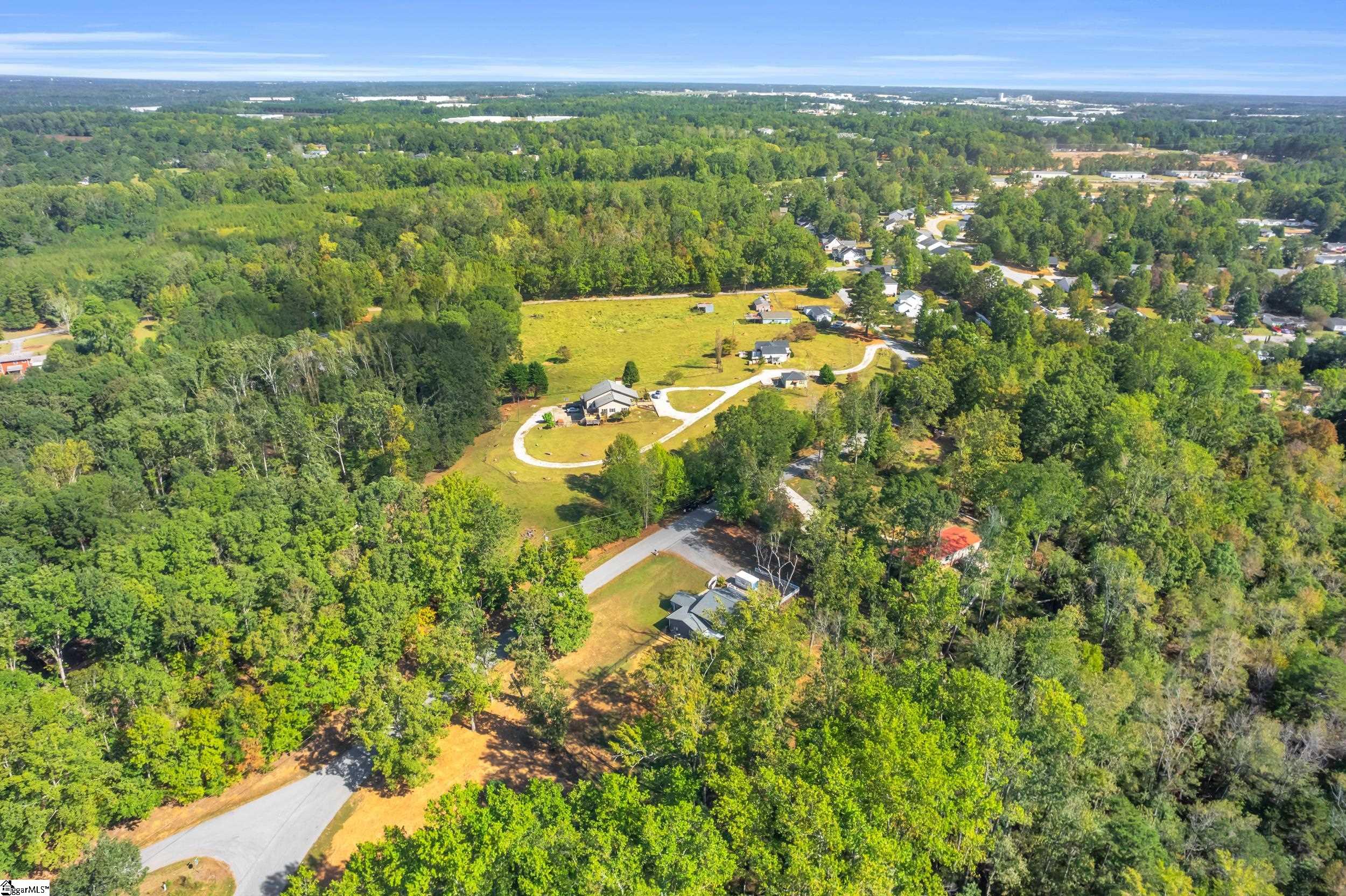 327 Pine Drive Piedmont, SC 29673