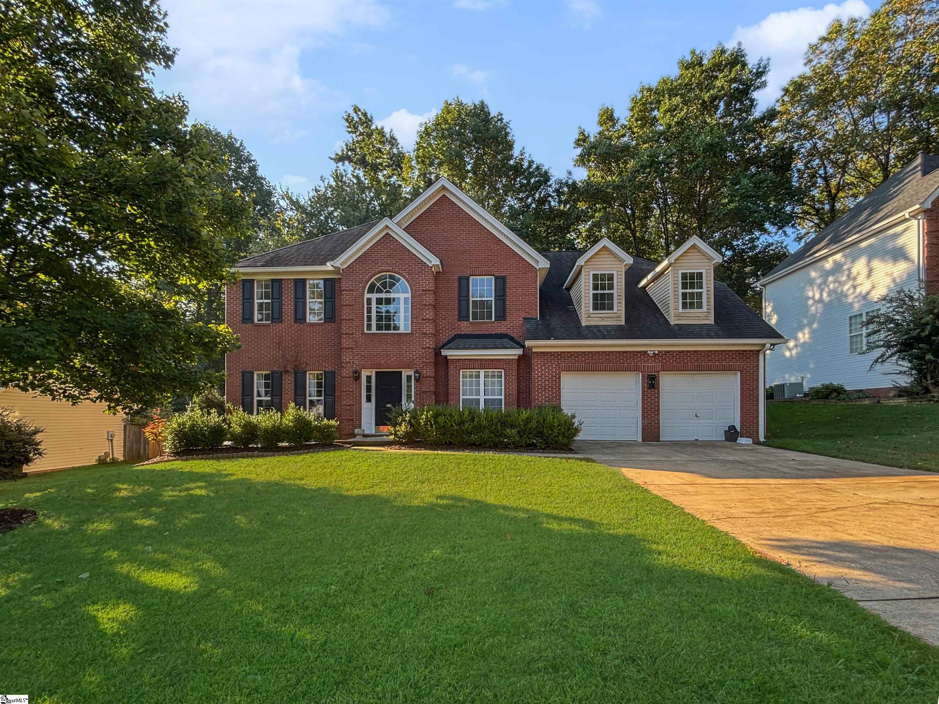 6 Twickenham Drive Greenville, SC 29615
