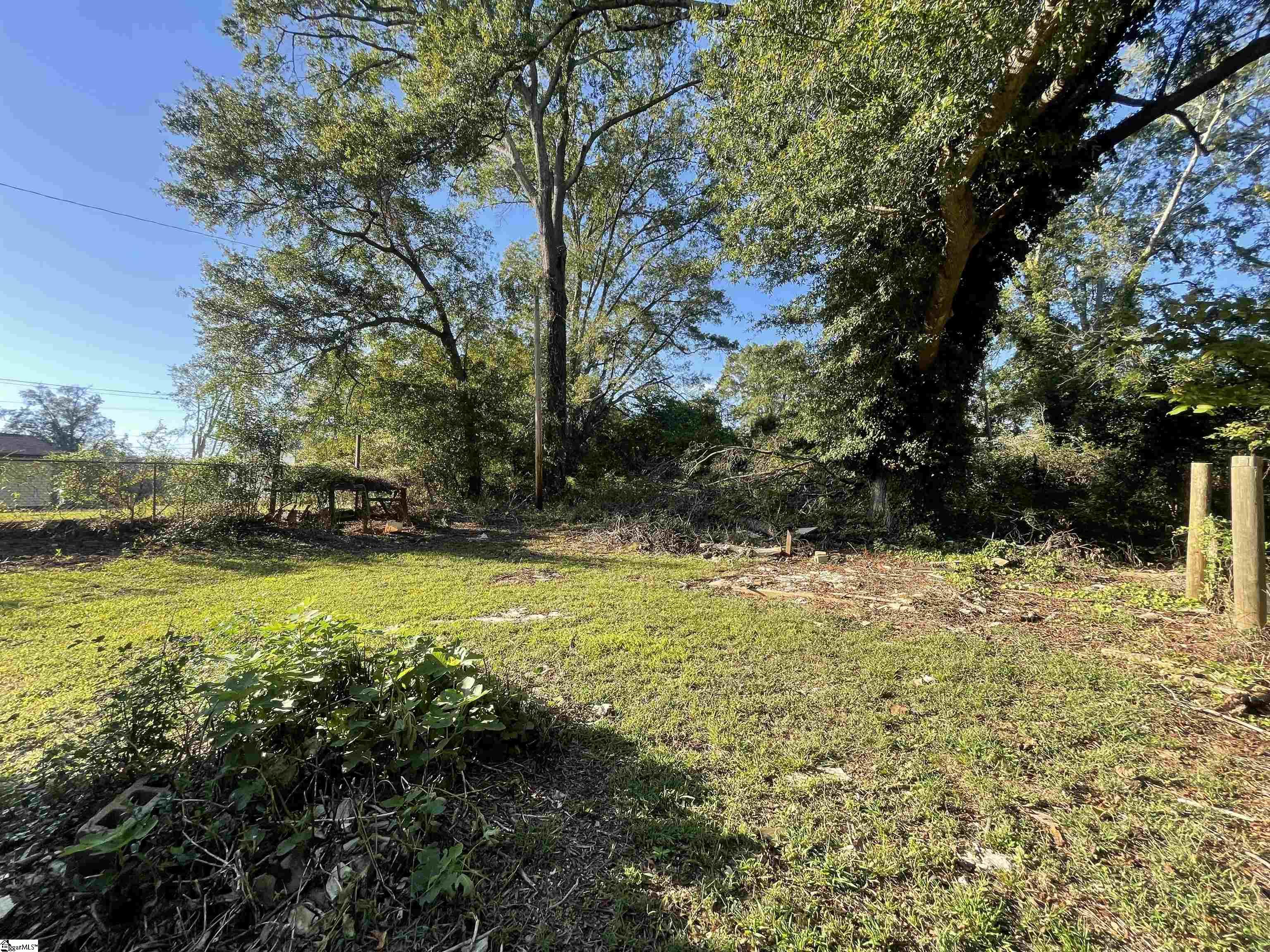 103 Mason Street Clinton, SC 29325