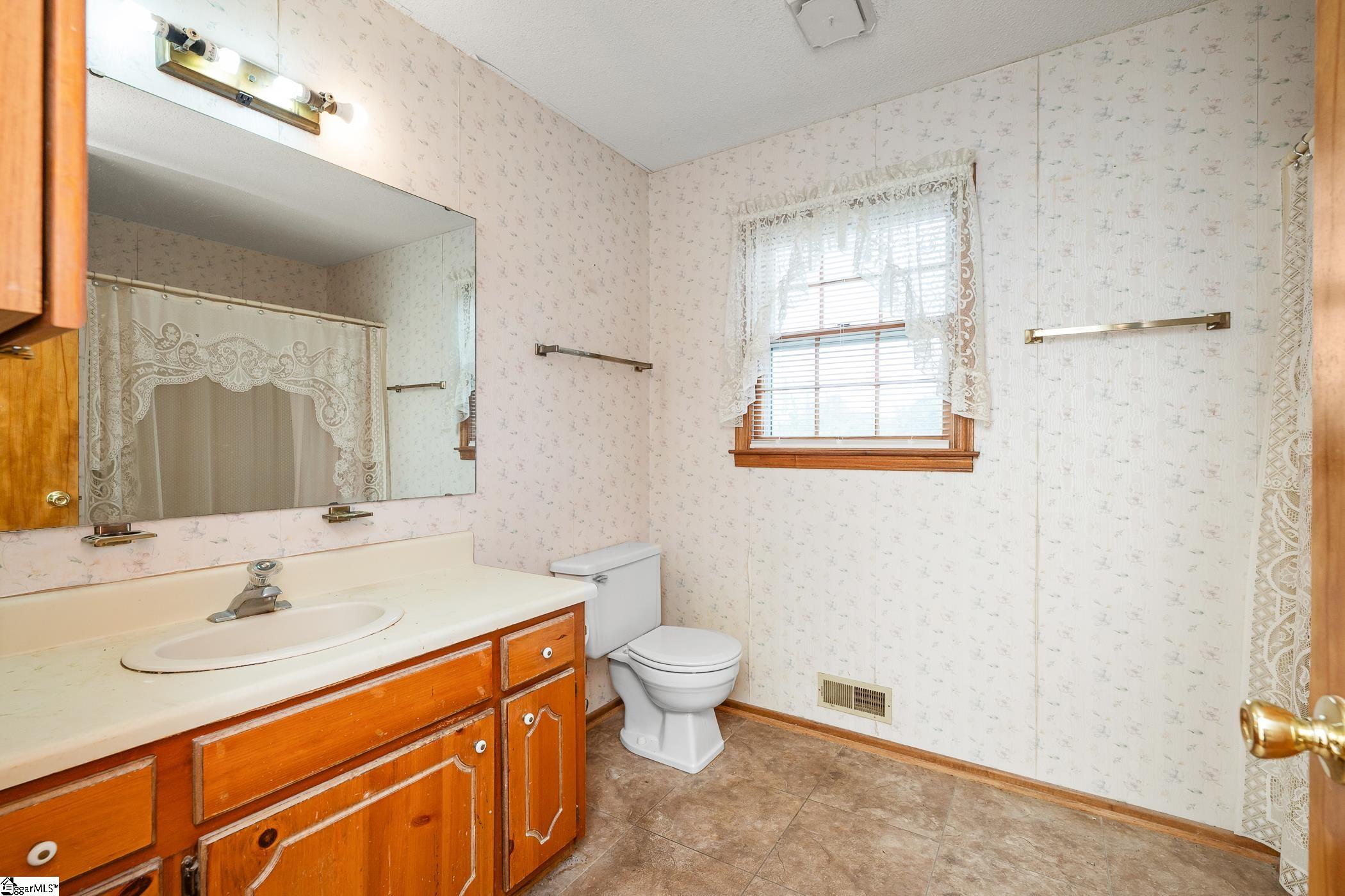 110 Peartree Lane Anderson, SC 29625
