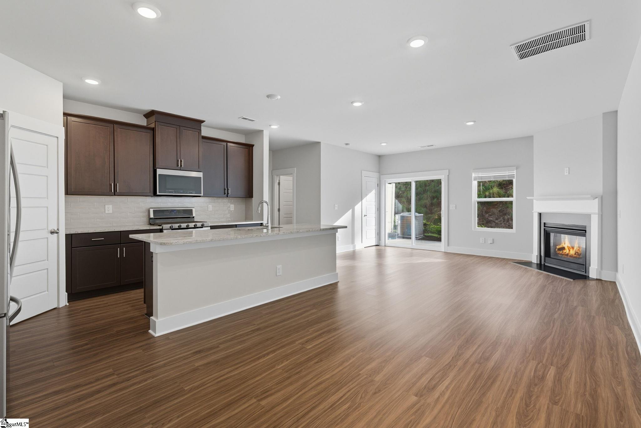 75 Galley Lane Greenville, SC 29607