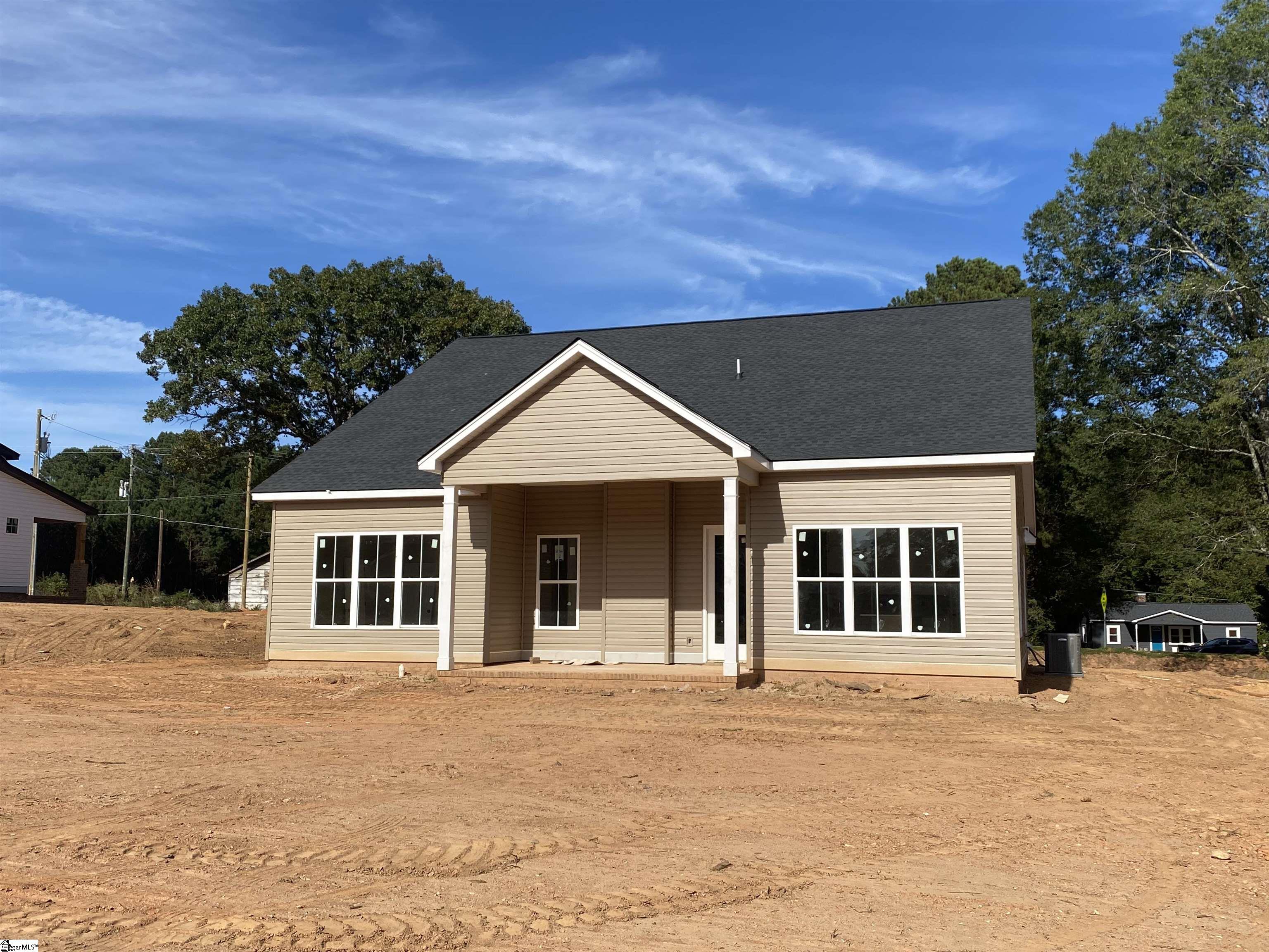 767 Cherokee Road Pelzer, SC 29669