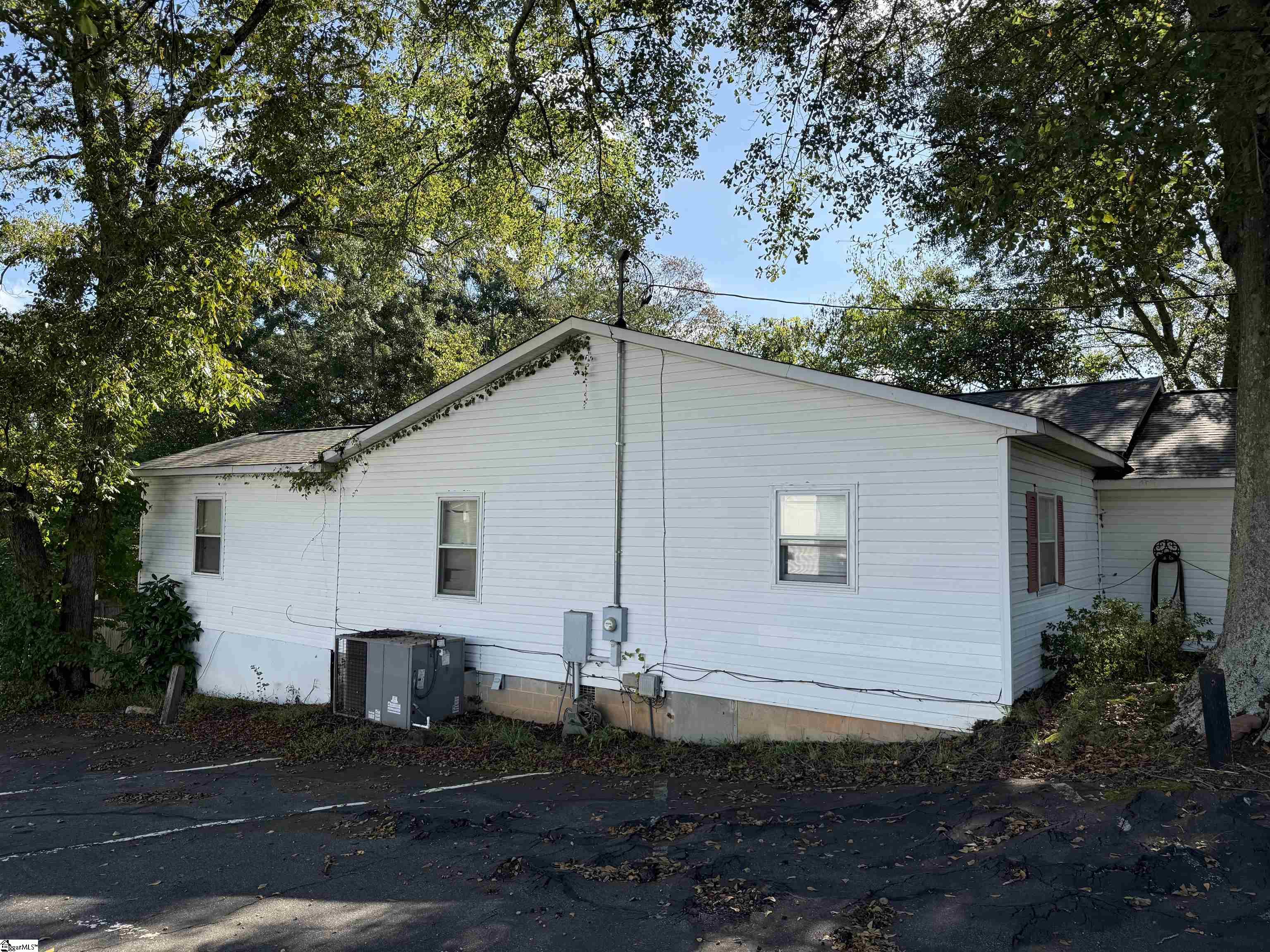 140 Agnew Road Greenville, SC 29317