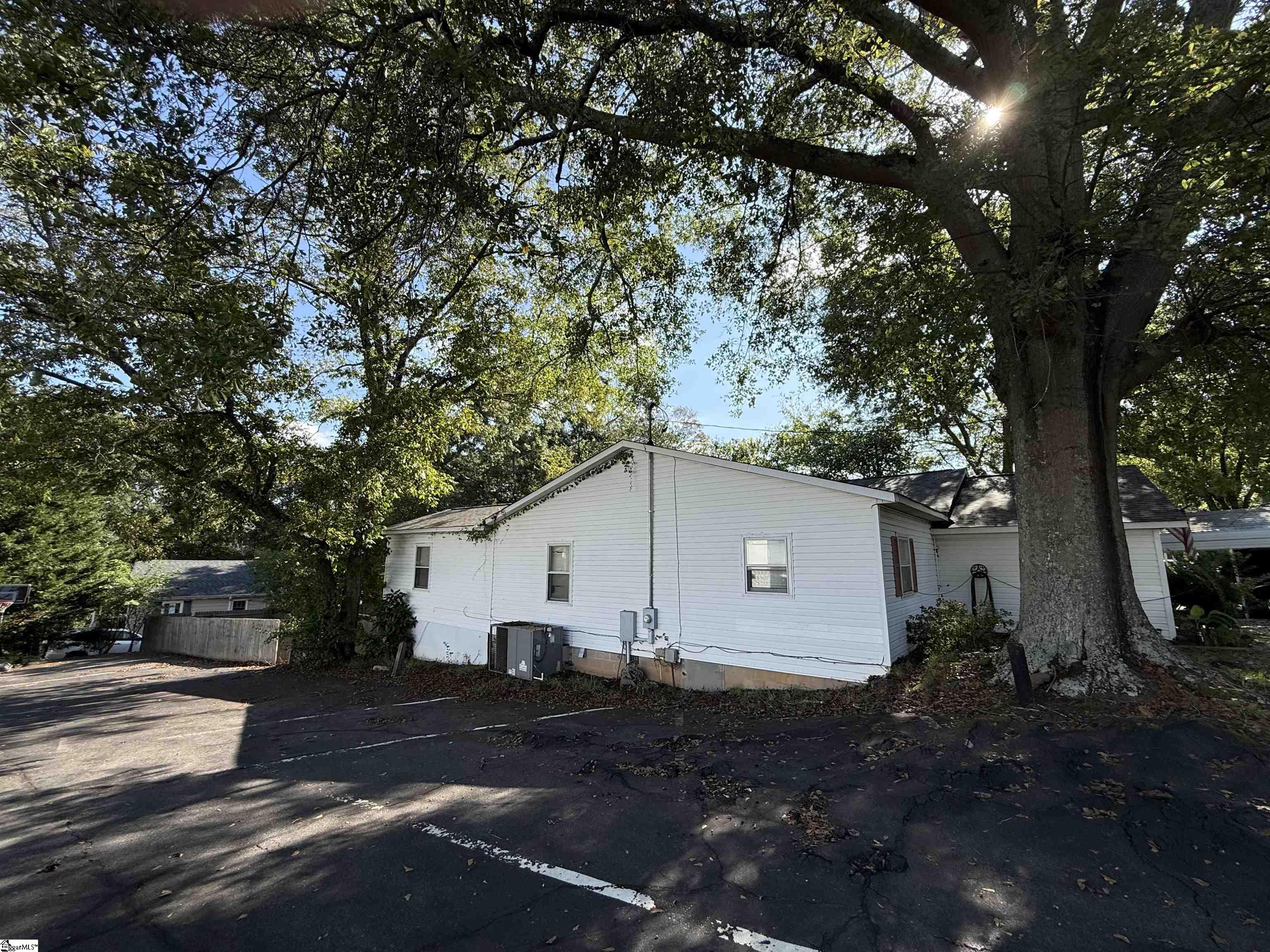 140 Agnew Road Greenville, SC 29317