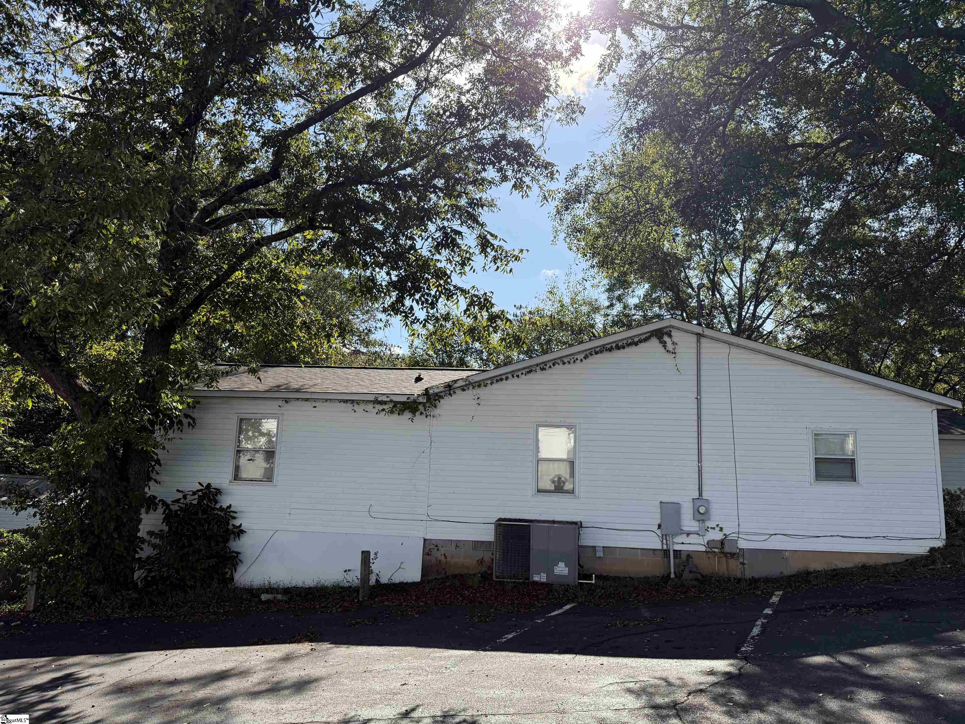 140 Agnew Road Greenville, SC 29317