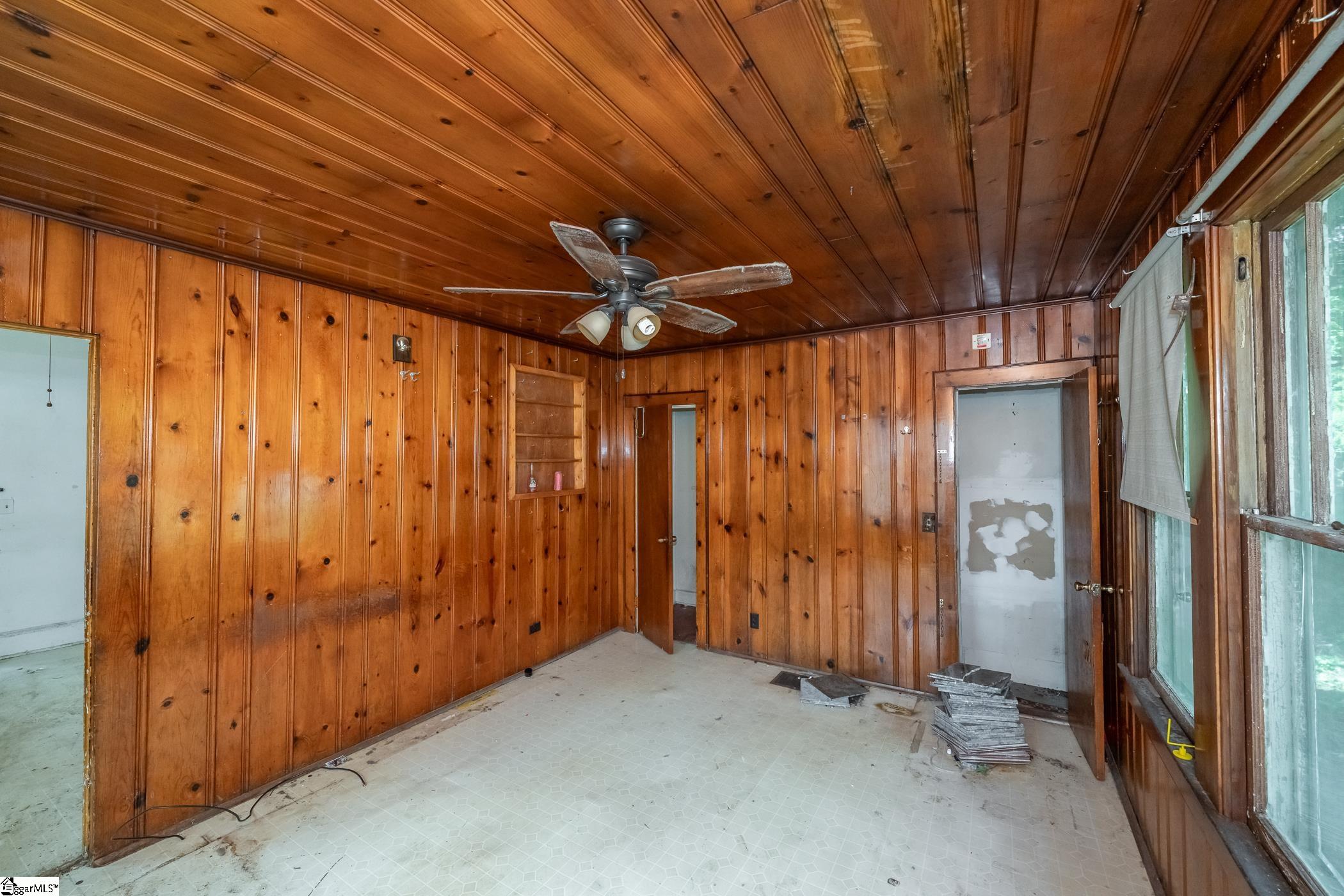 215 Grove Road Greenville, SC 29605