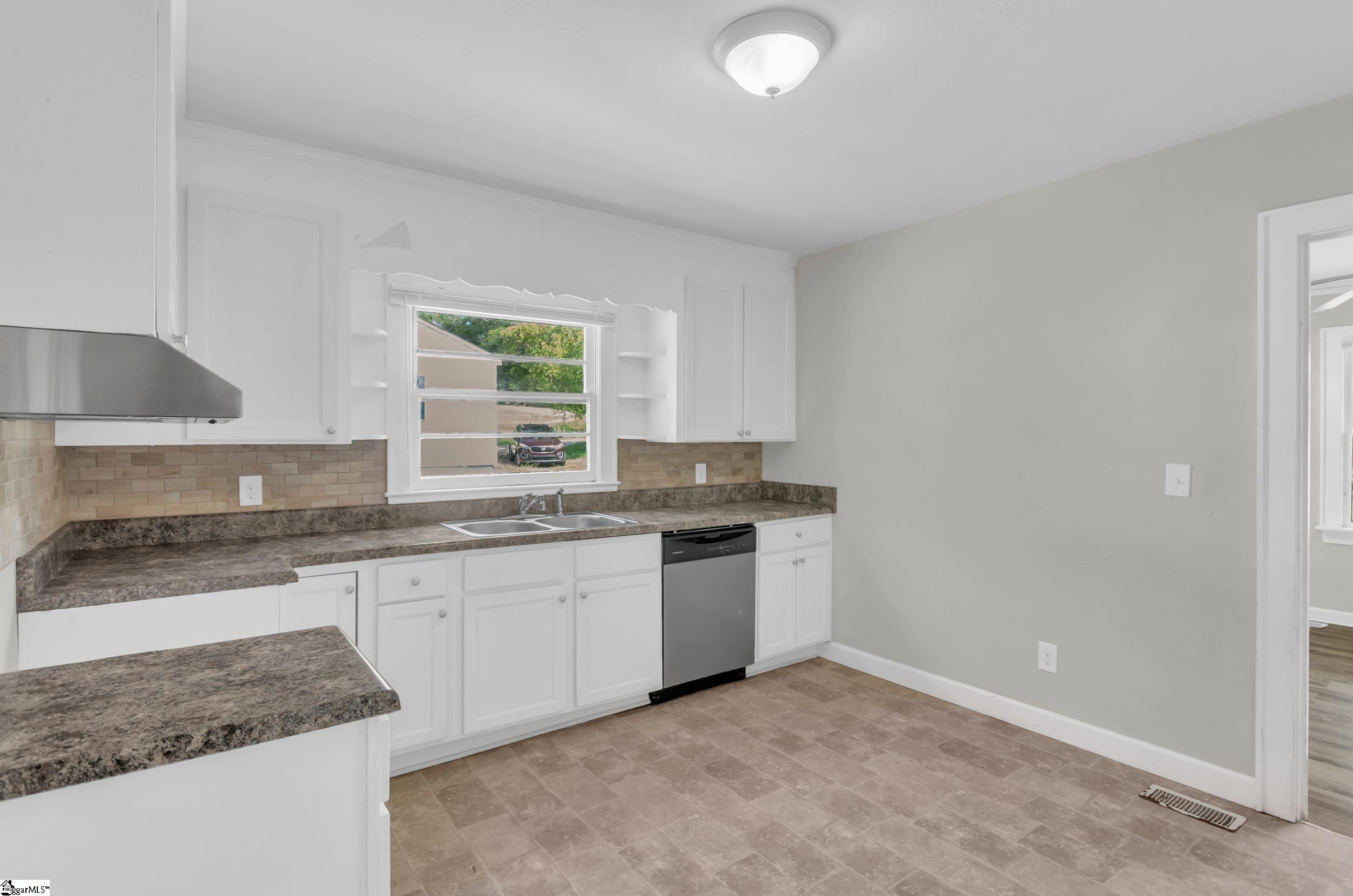3308 New Pond Road Anderson, SC 29626