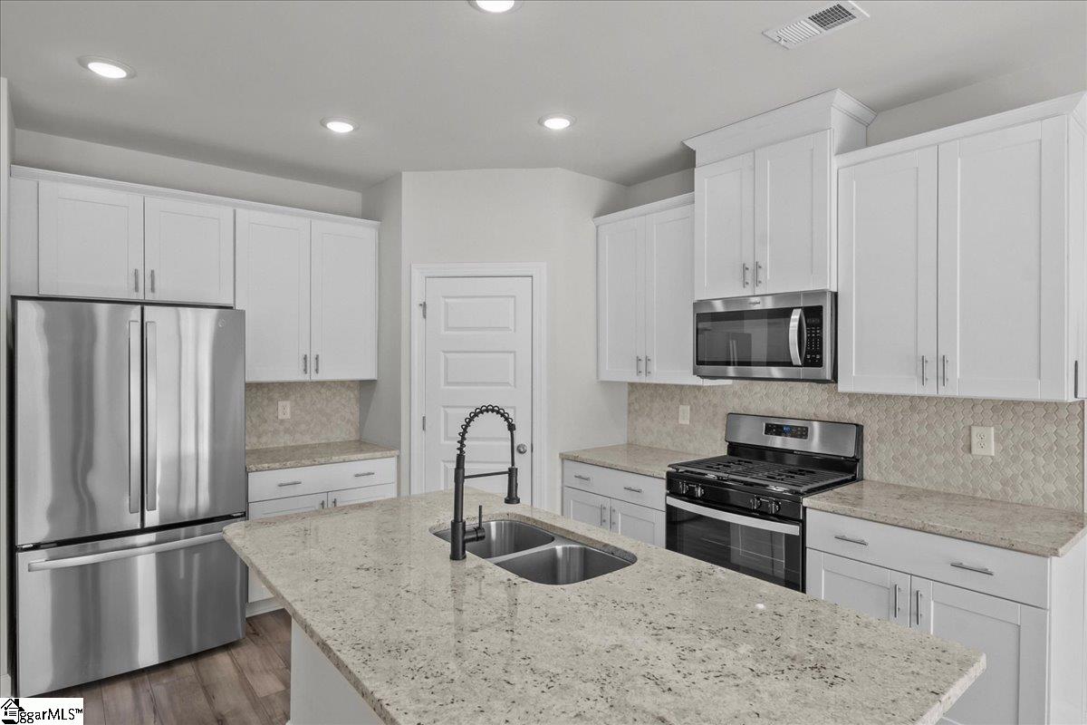 146 Vickery Road Woodruff, SC 29388
