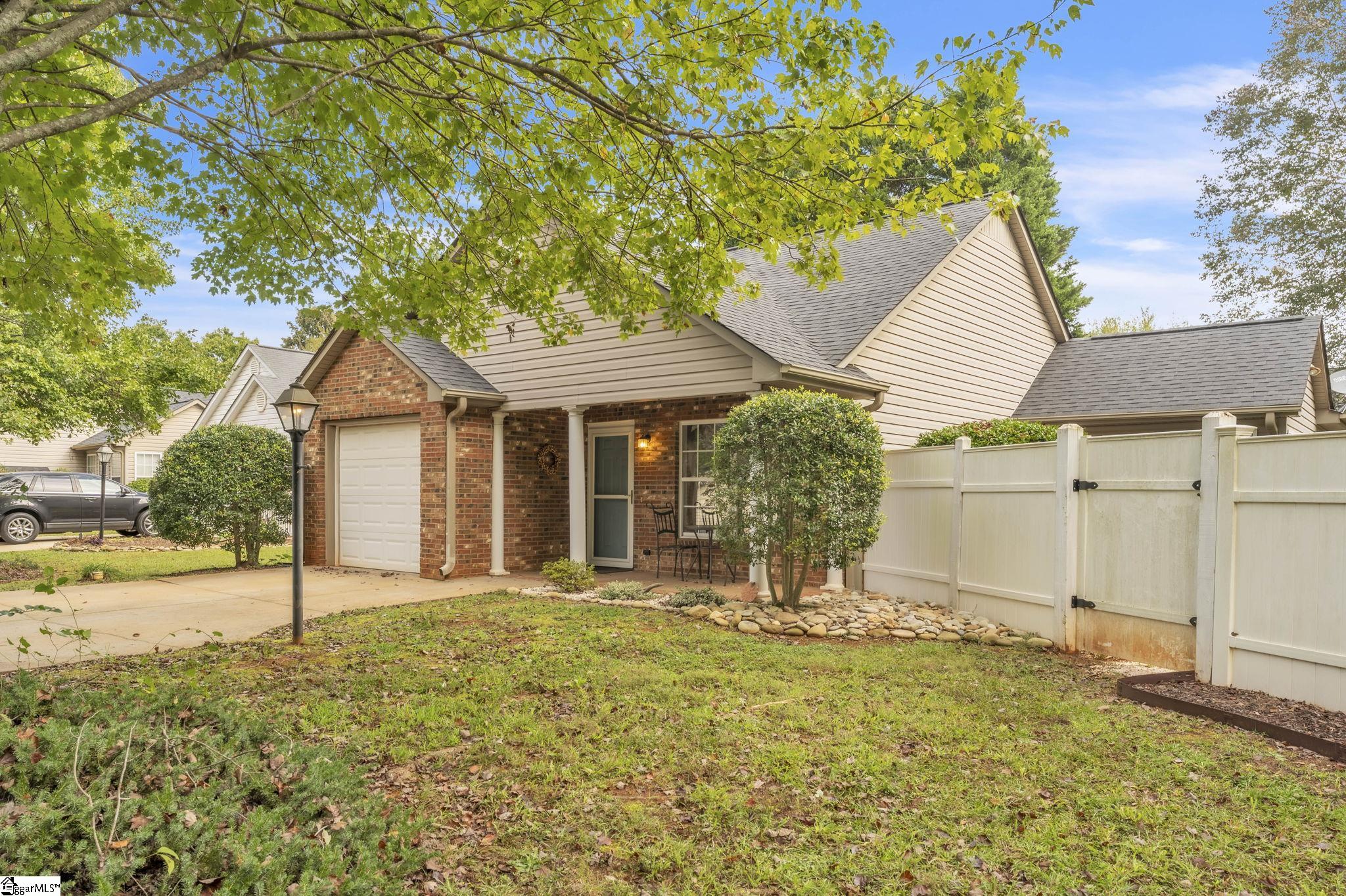 107 Colonial Court Pendelton, SC 29670