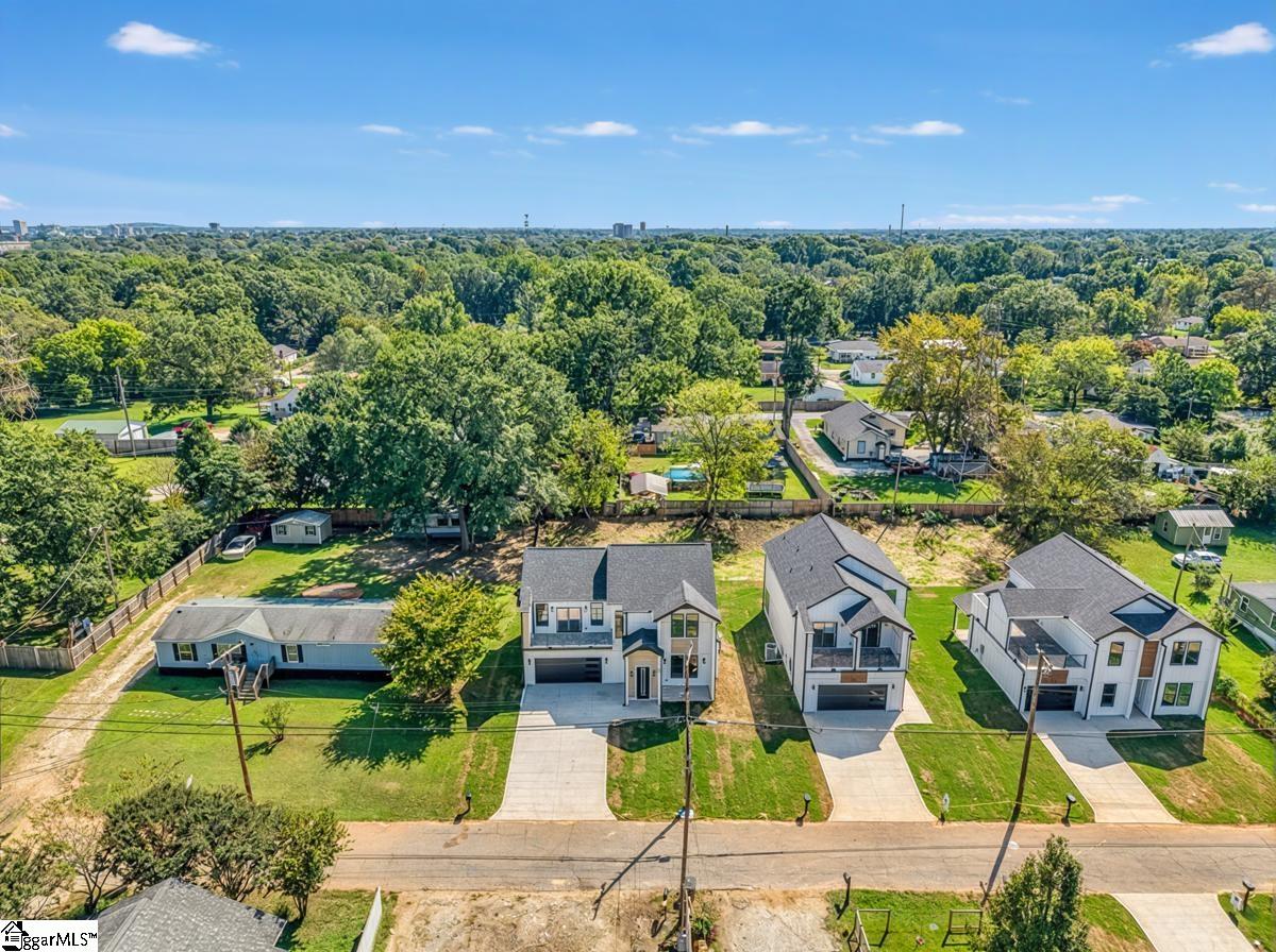 34 Gentry Street Greenville, SC 29611-4034