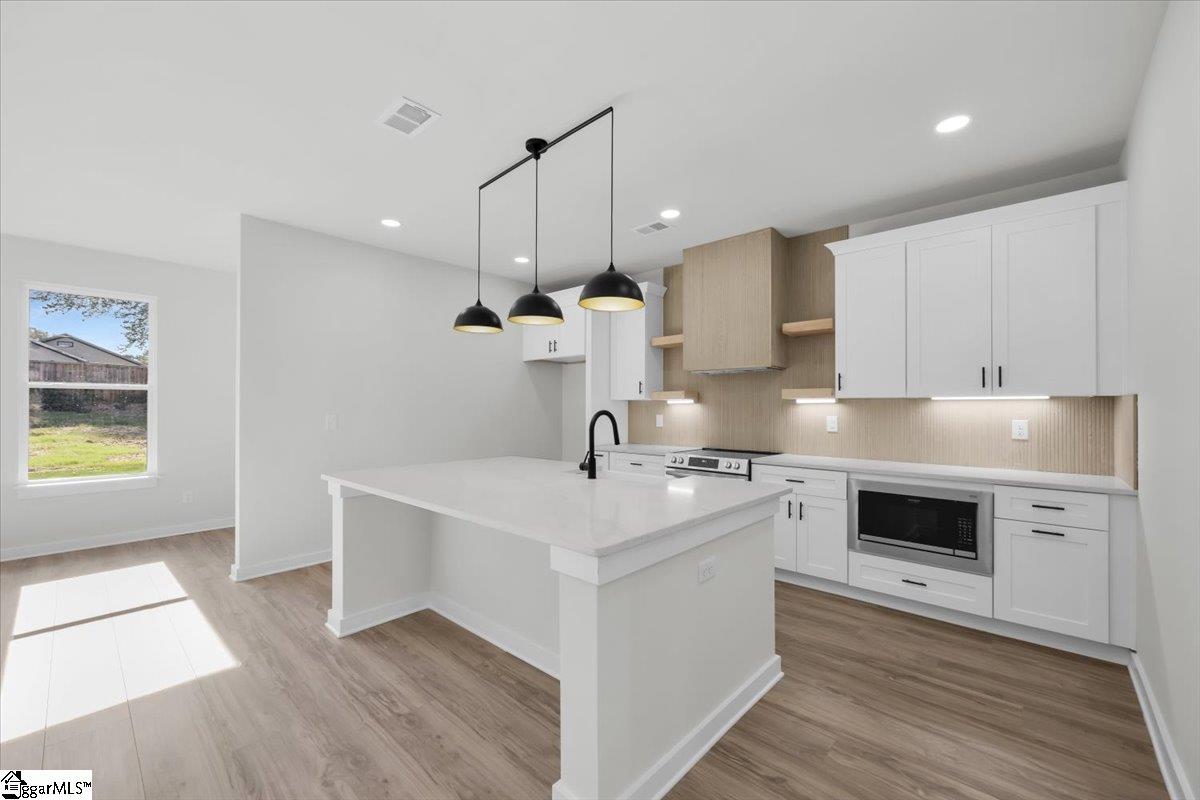 34 Gentry Street Greenville, SC 29611-4034