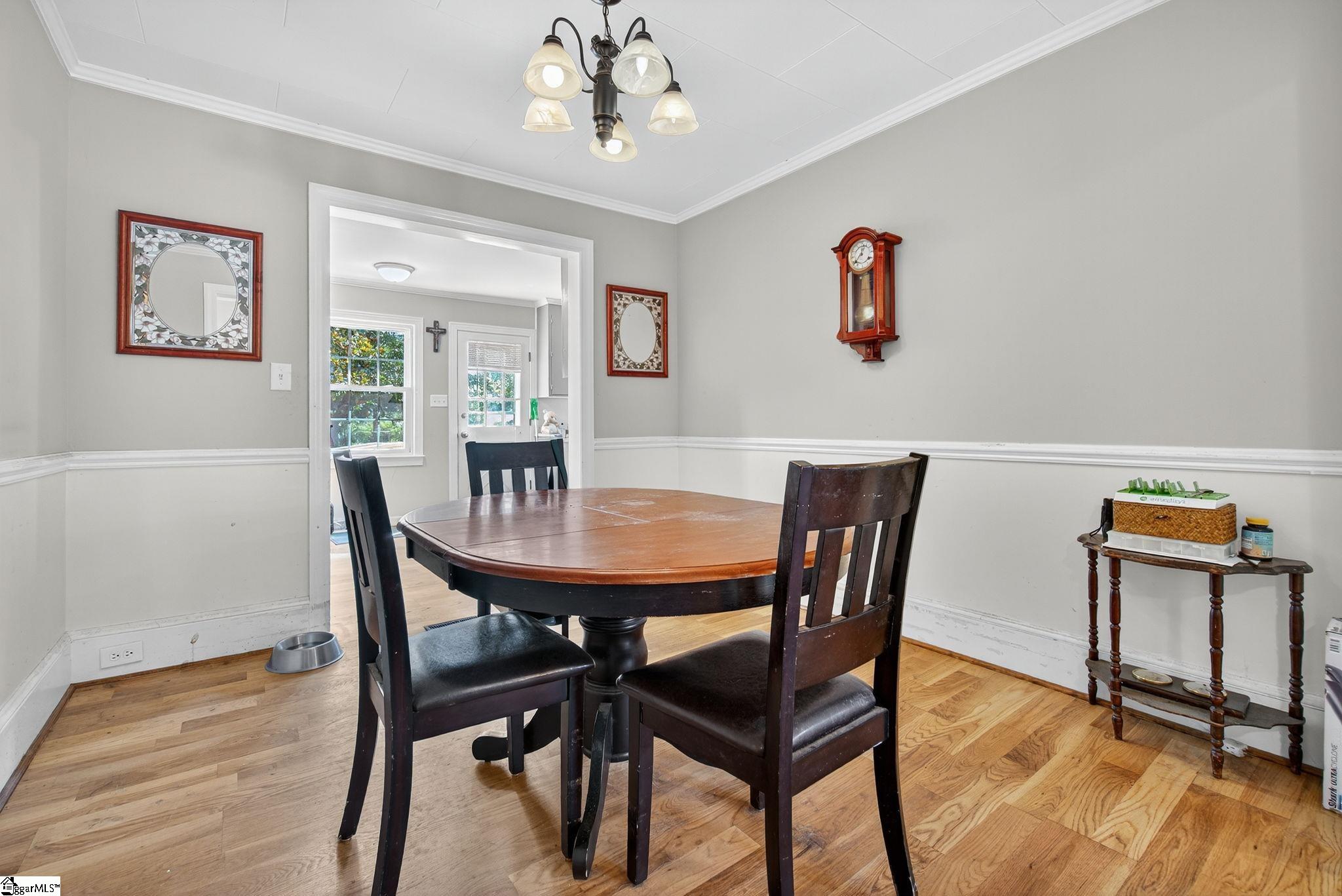 105 S Holland Street Clinton, SC 29325