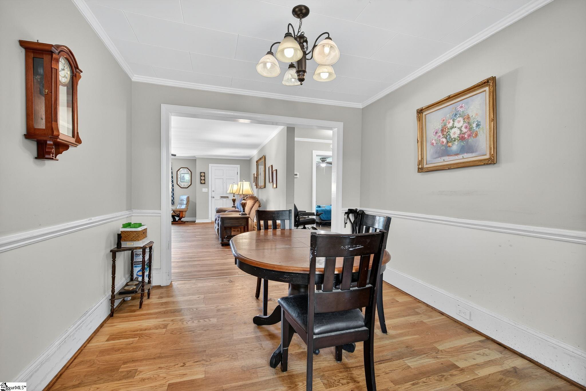 105 S Holland Street Clinton, SC 29325