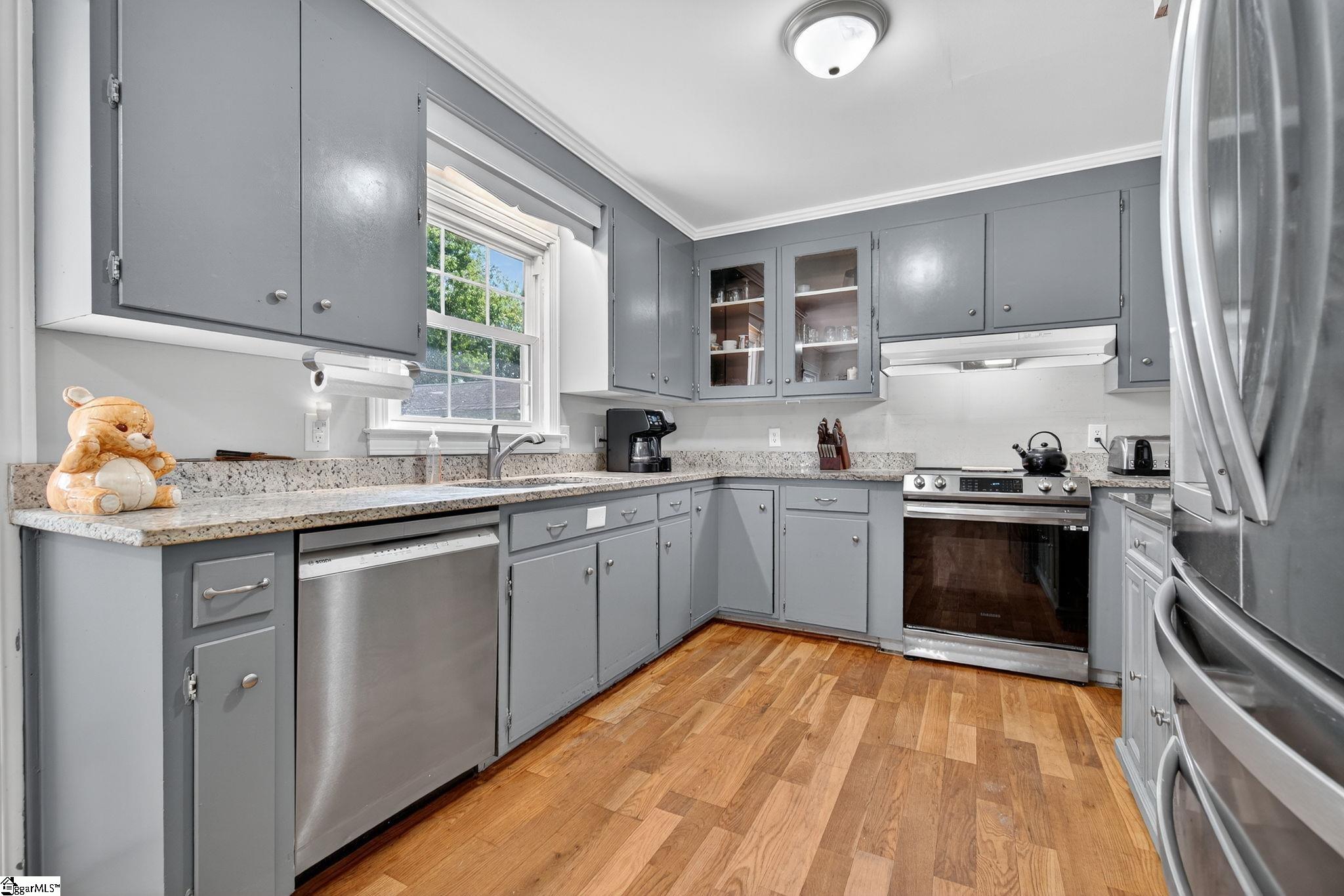 105 S Holland Street Clinton, SC 29325