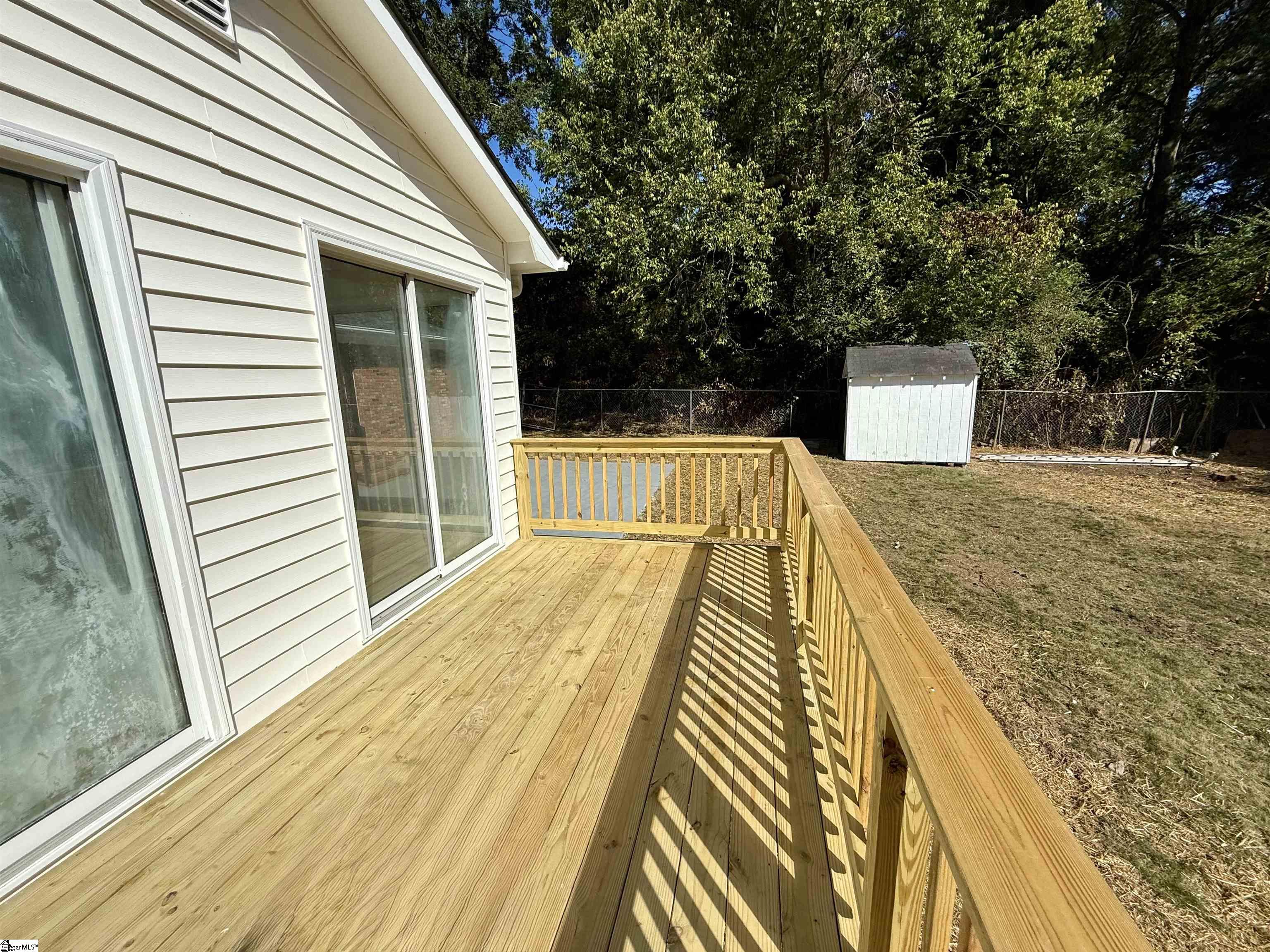 305 Weblin Street Spartanburg, SC 29306