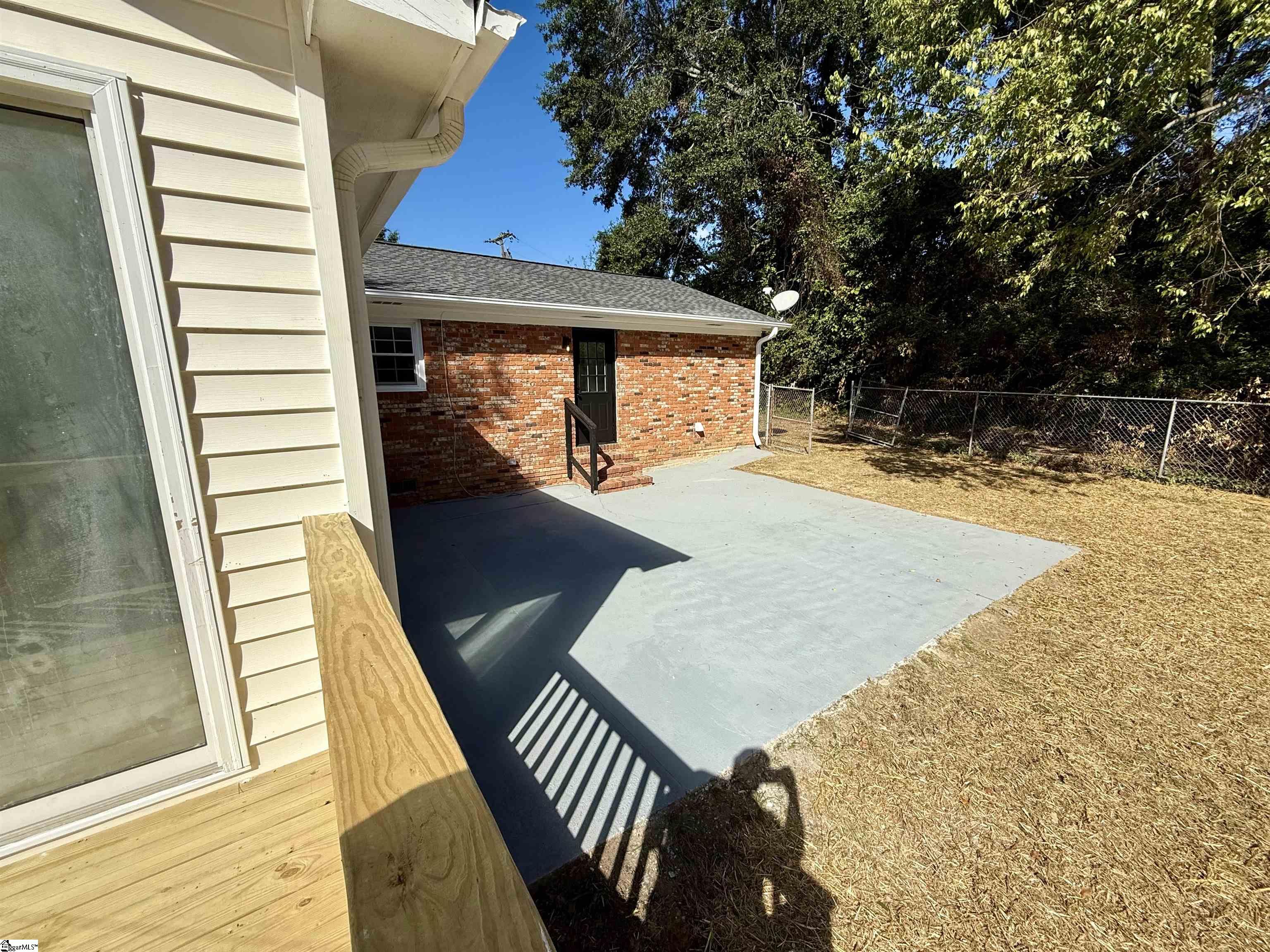 305 Weblin Street Spartanburg, SC 29306