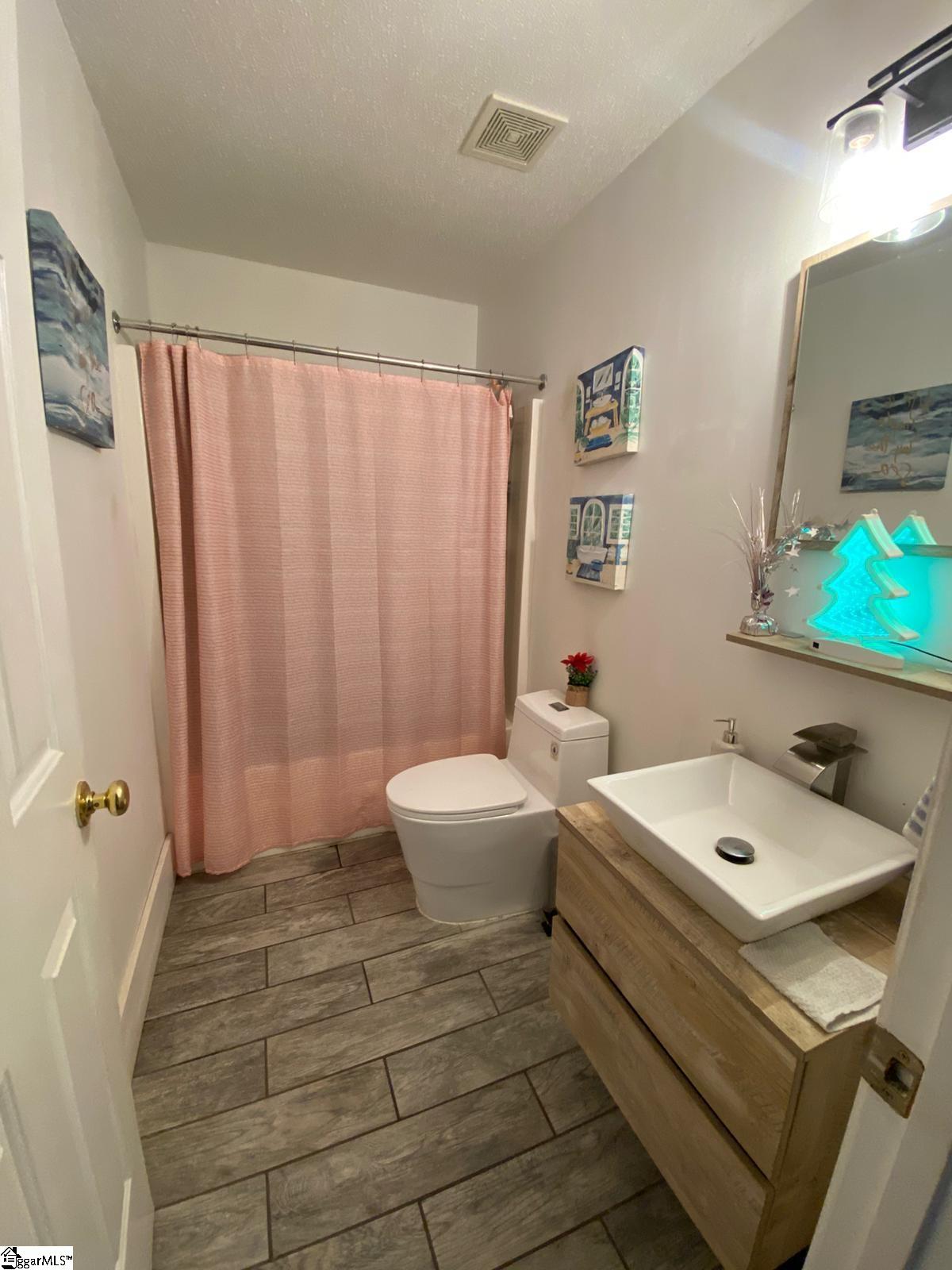 427 Hamilton Parkway Easley, SC 29642