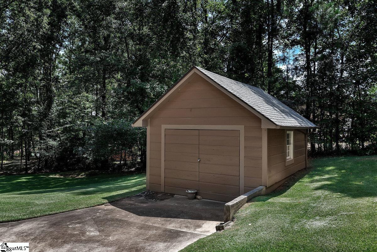 4501 Great Oaks Drive Anderson, SC 29625