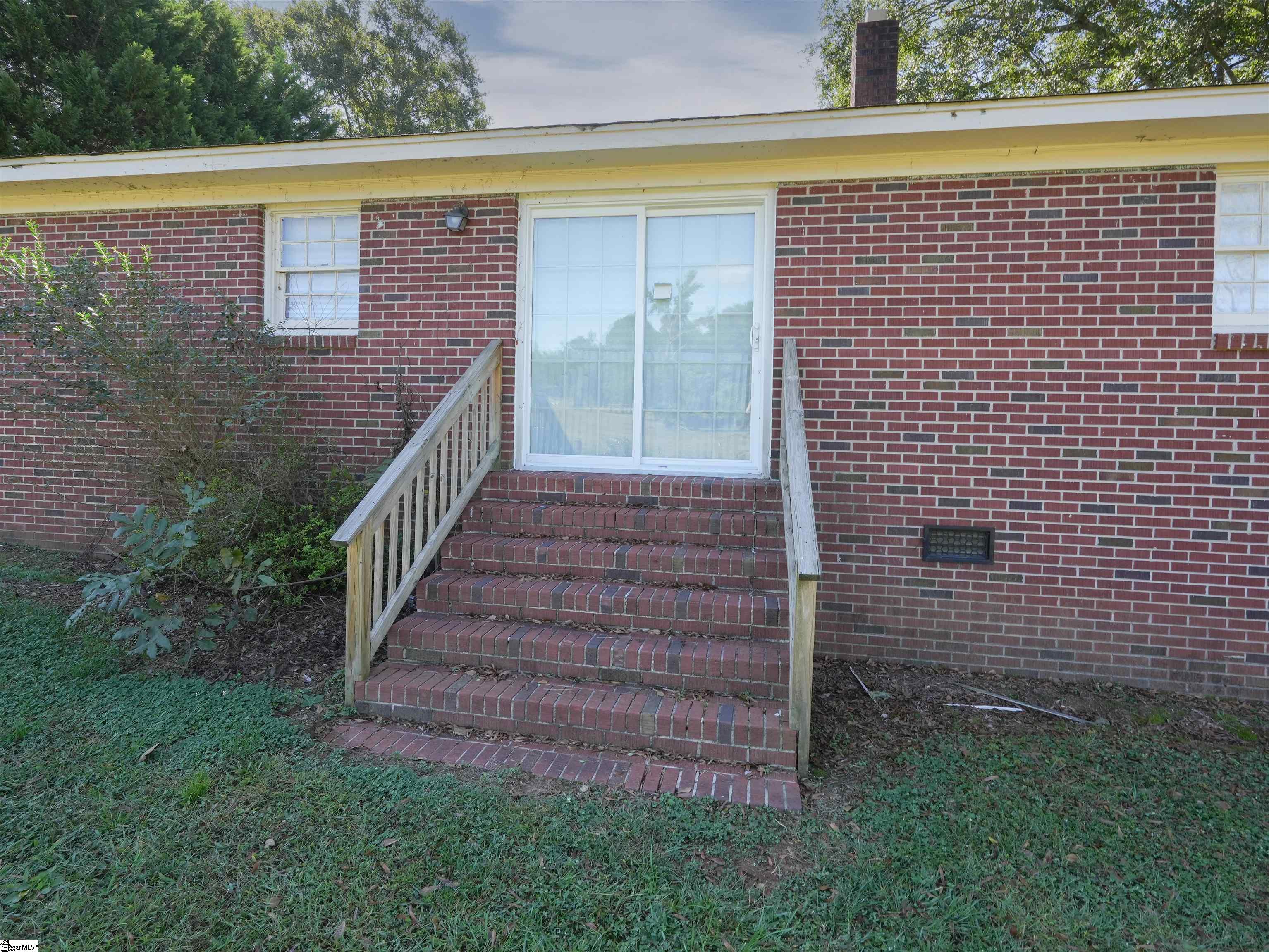 302 Highway 651 Fountain Inn, SC 29644
