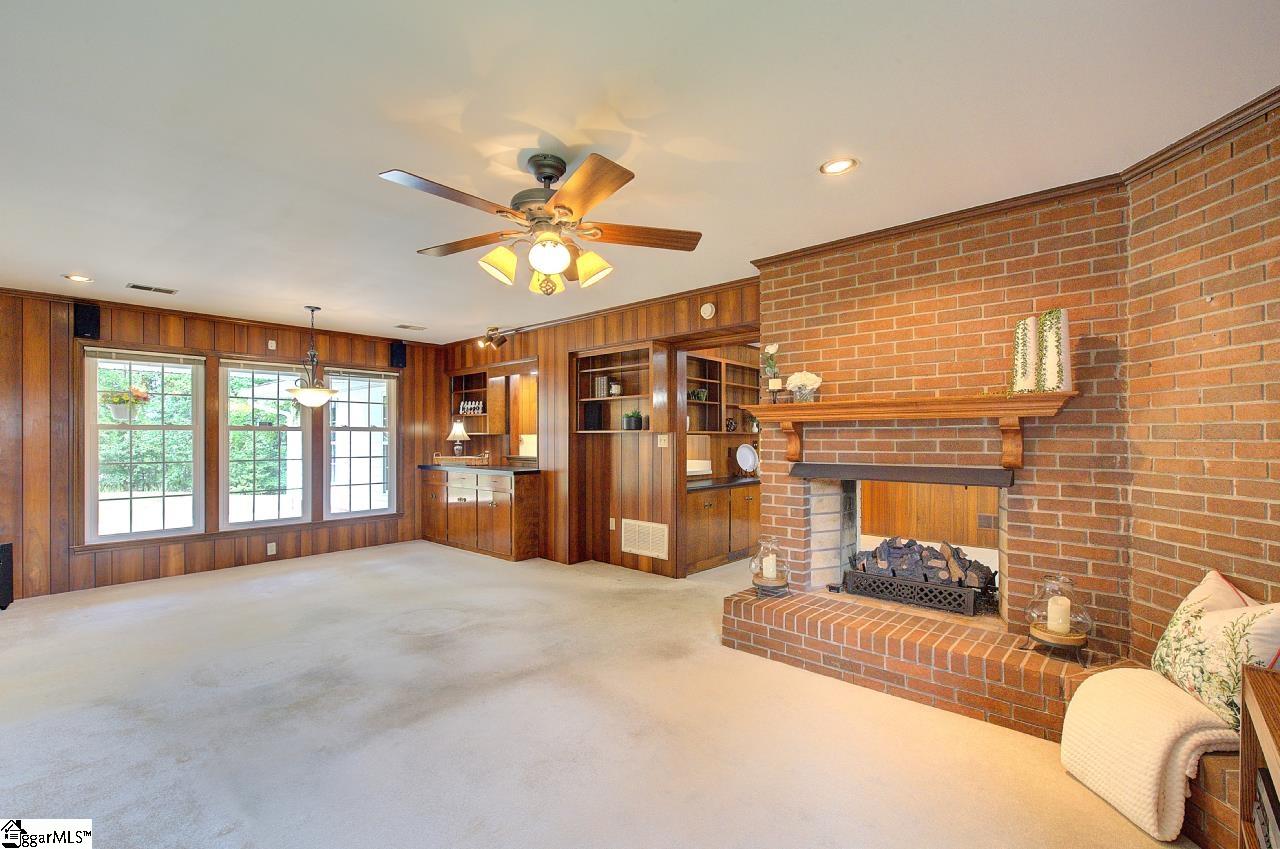 236 Connie Drive Pickens, SC 29671