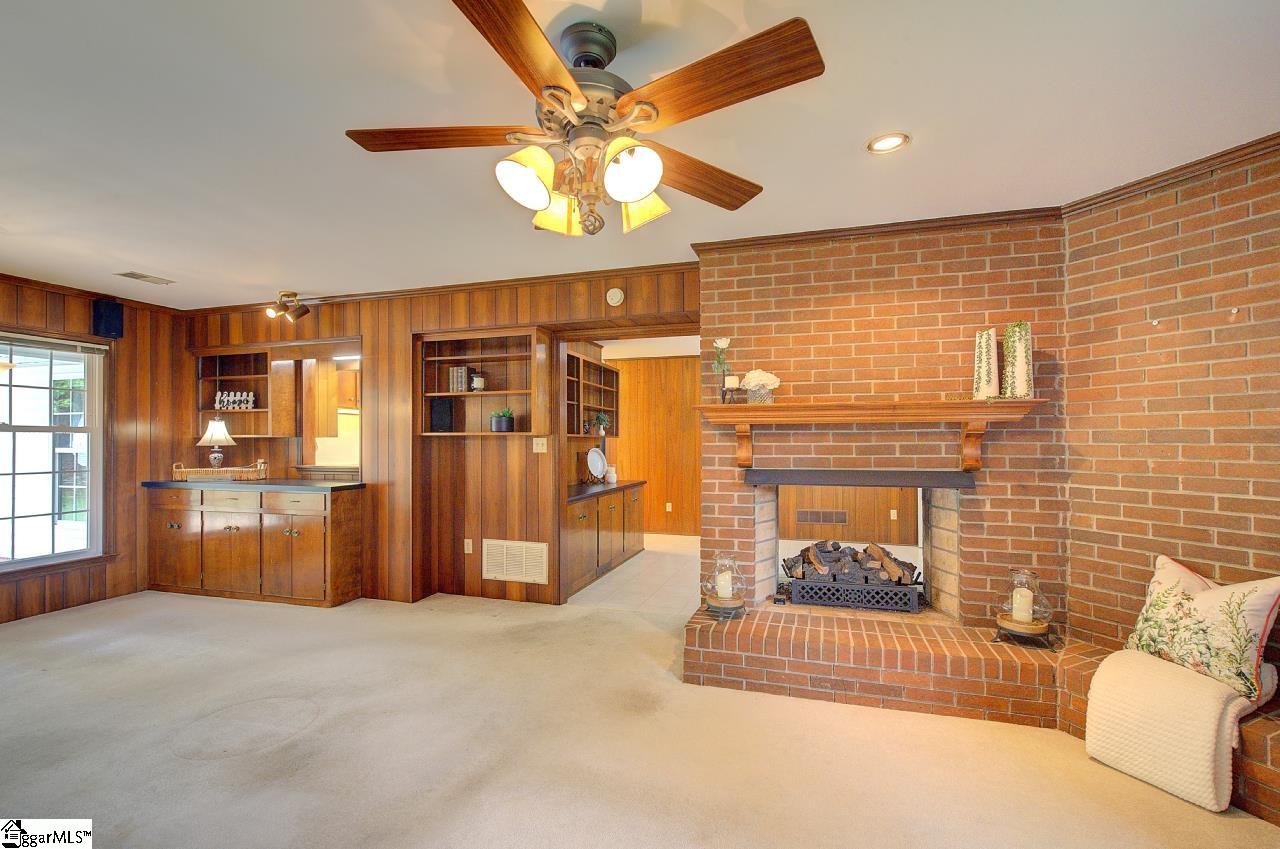236 Connie Drive Pickens, SC 29671