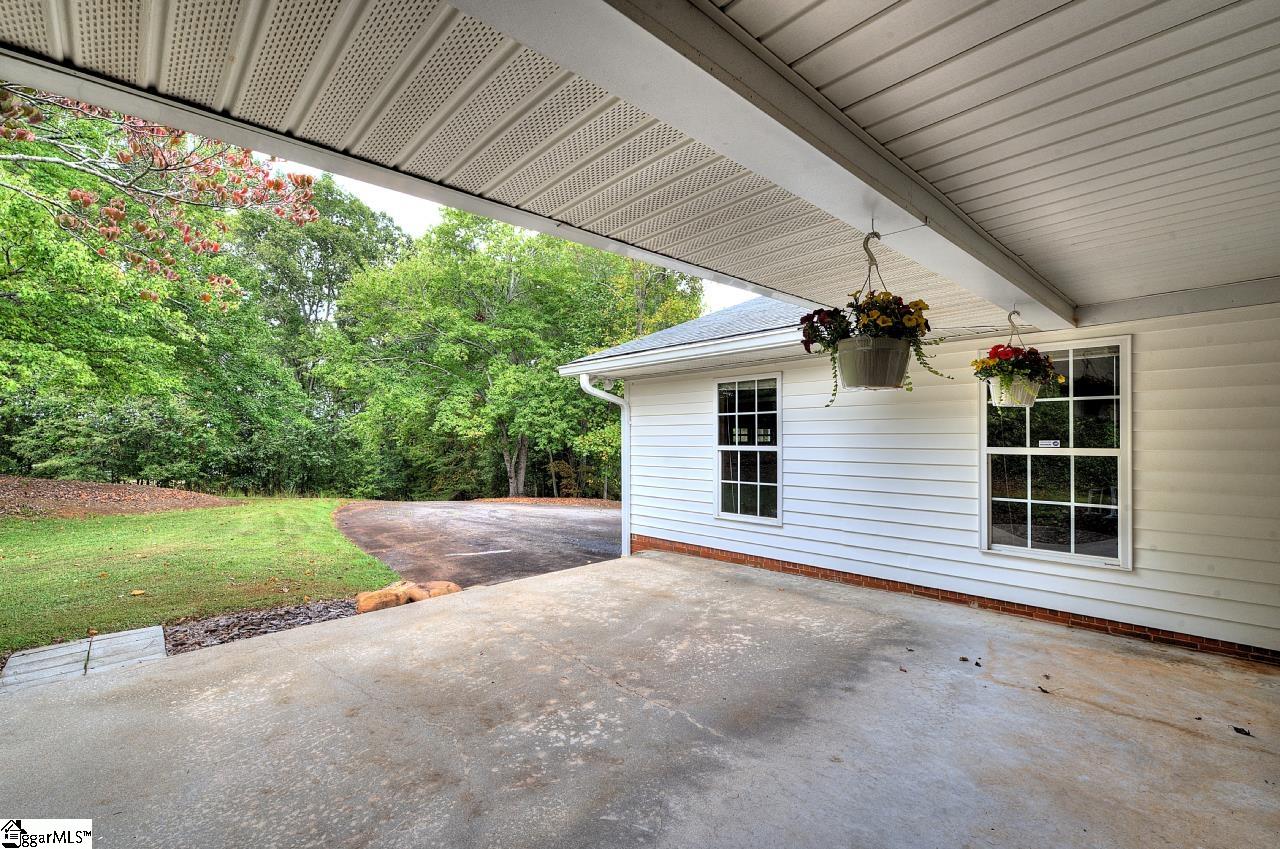 236 Connie Drive Pickens, SC 29671