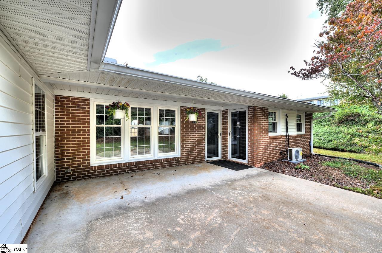236 Connie Drive Pickens, SC 29671
