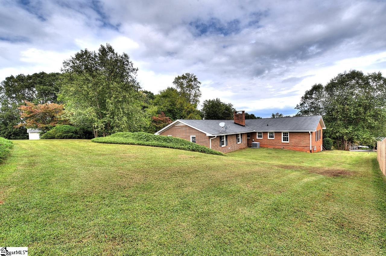 236 Connie Drive Pickens, SC 29671