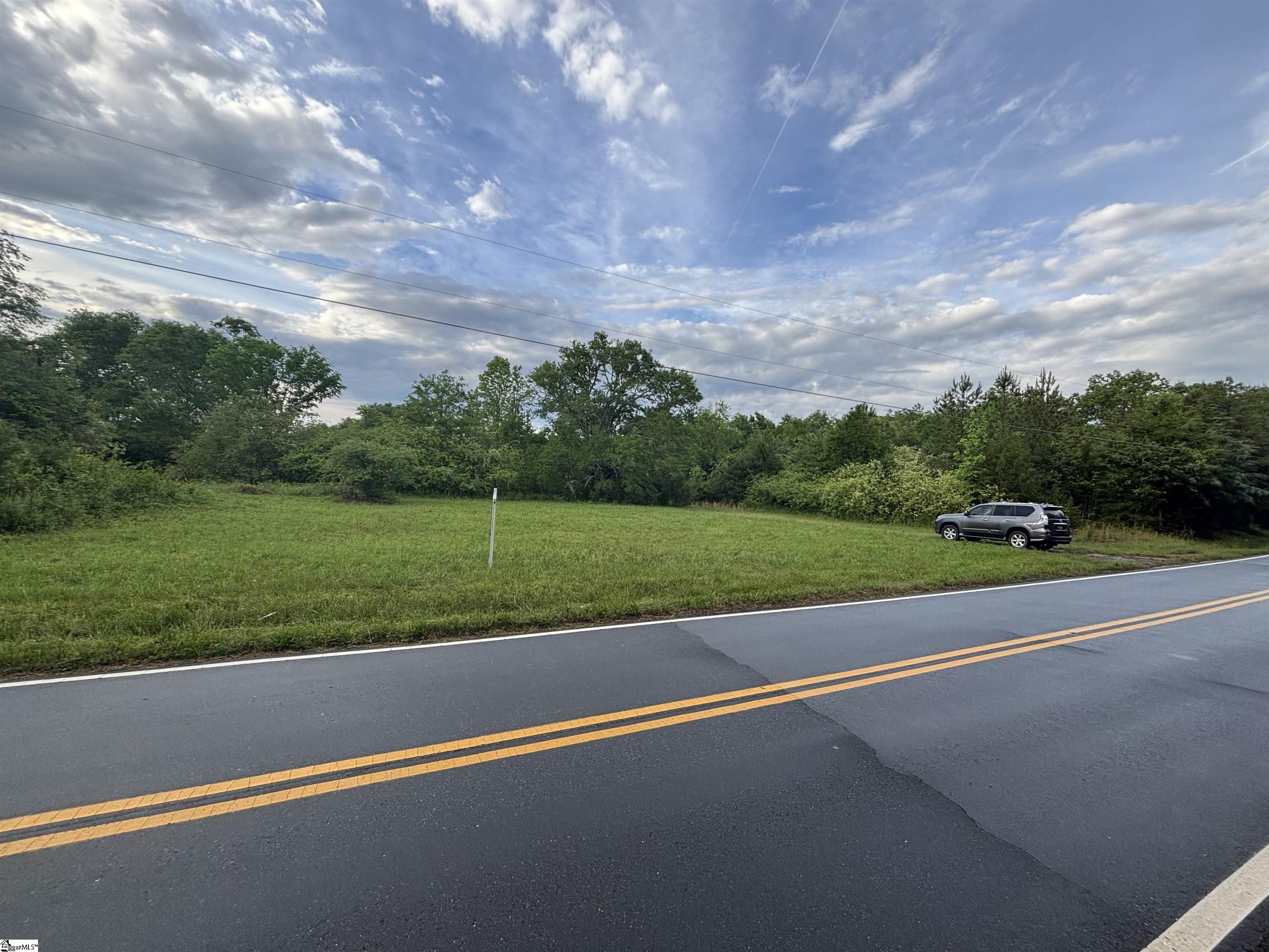 237 Places Drive Gray Court, SC 29645