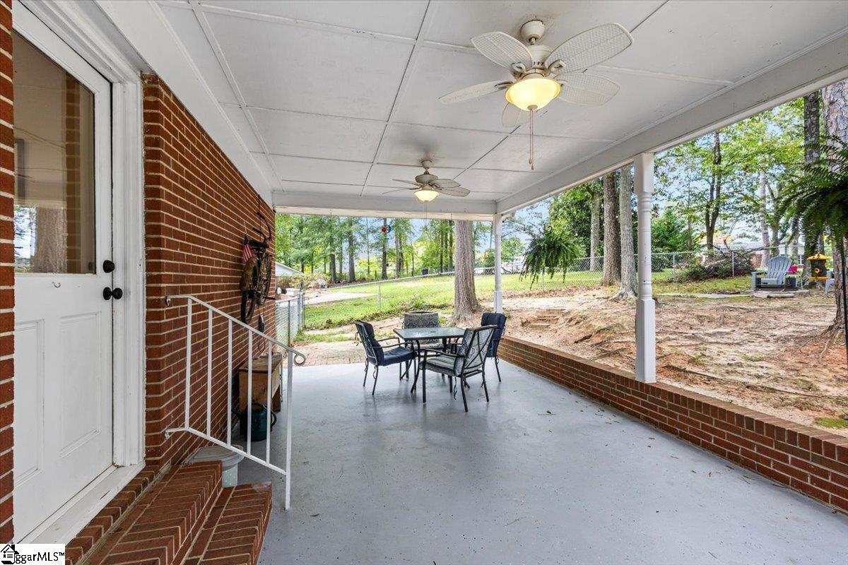 100 Sherwood Drive Laurens, SC 29360