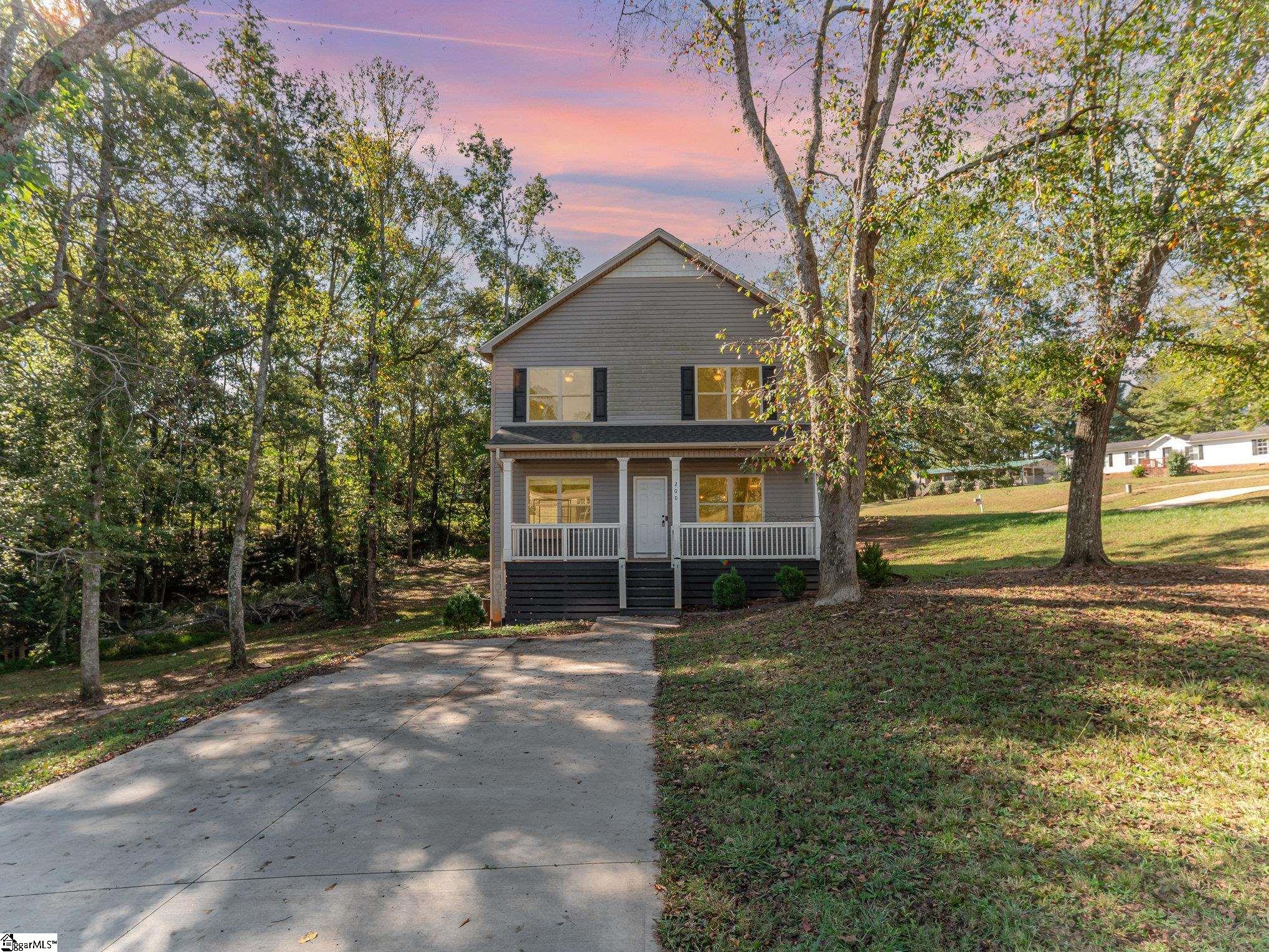 200 Baywood Hills Drive Simpsonville, SC 29680