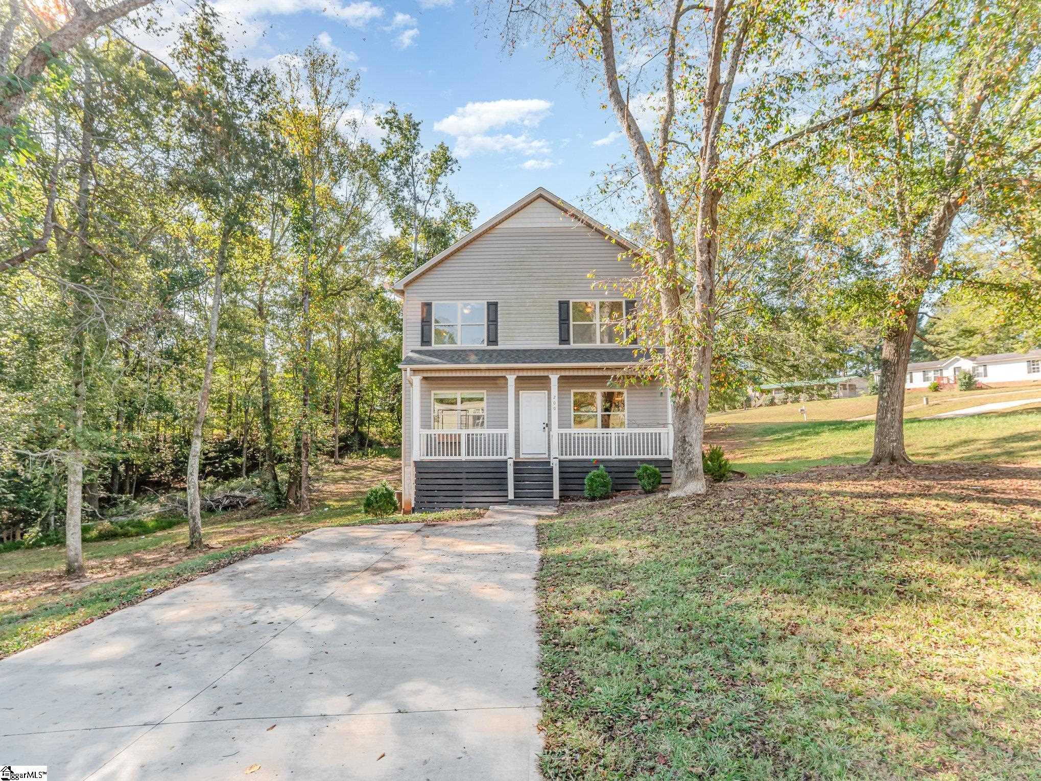 200 Baywood Hills Drive Simpsonville, SC 29680