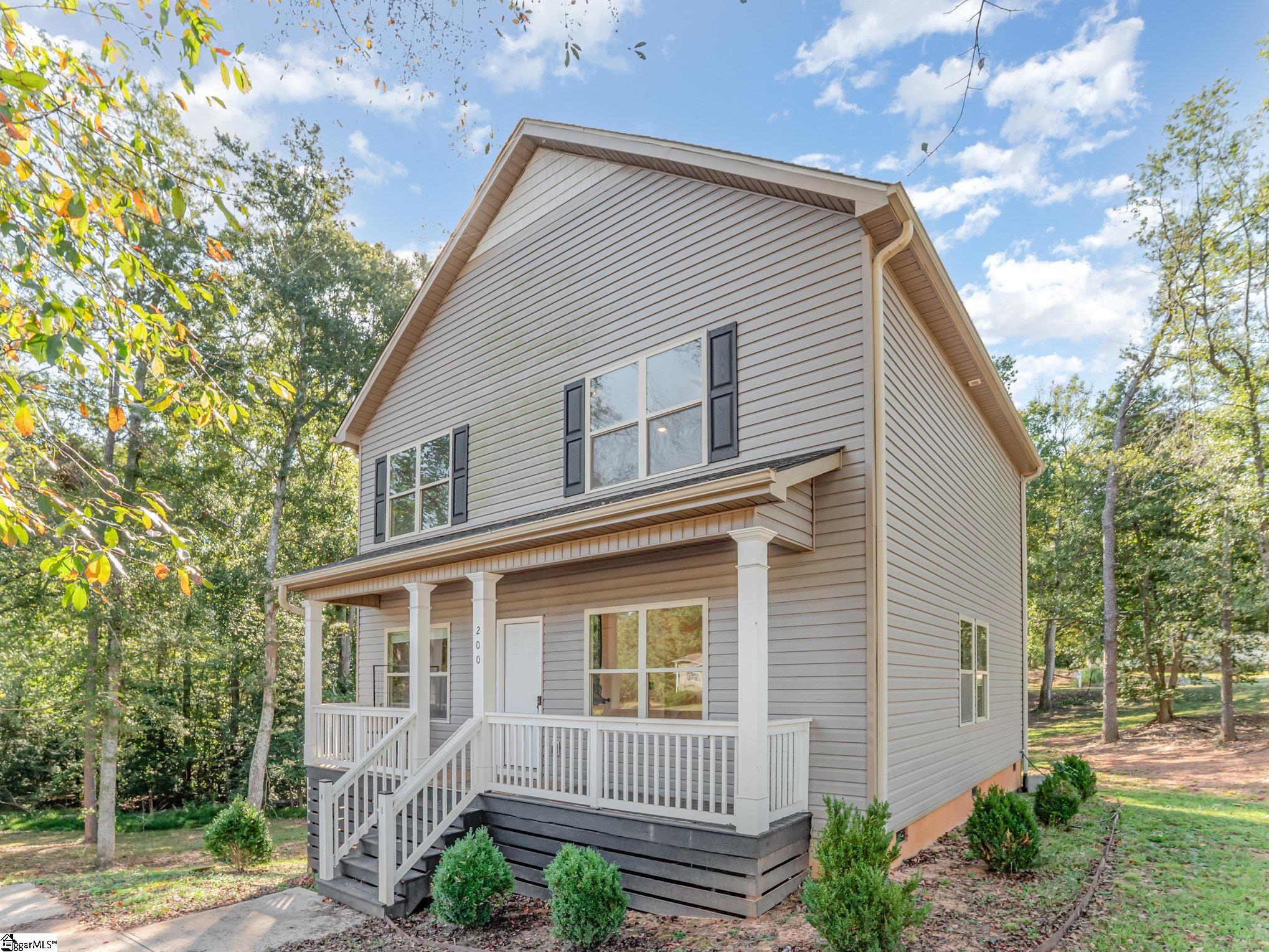 200 Baywood Hills Drive Simpsonville, SC 29680