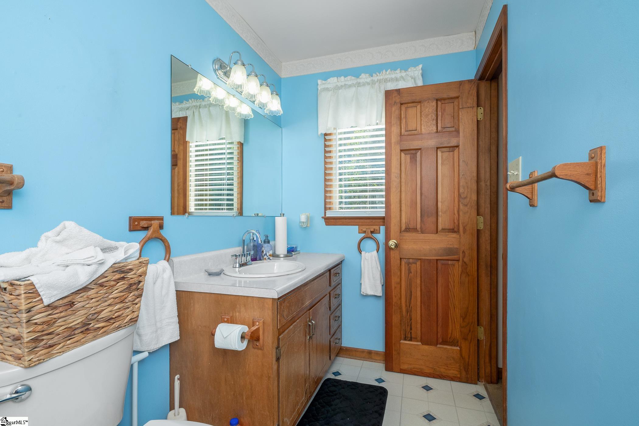 202 Mitchell Street Laurens, SC 29360