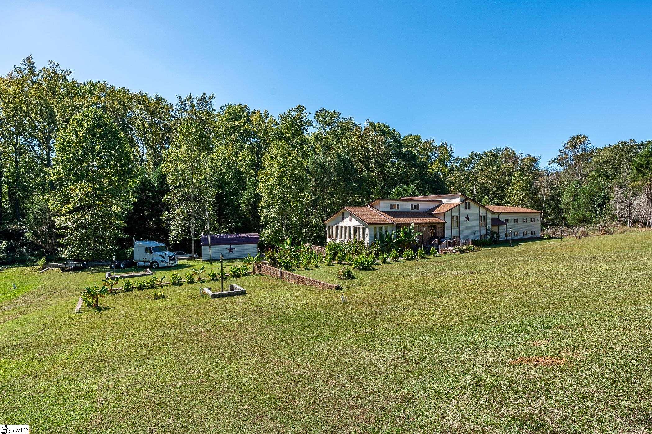 202 Mitchell Street Laurens, SC 29360