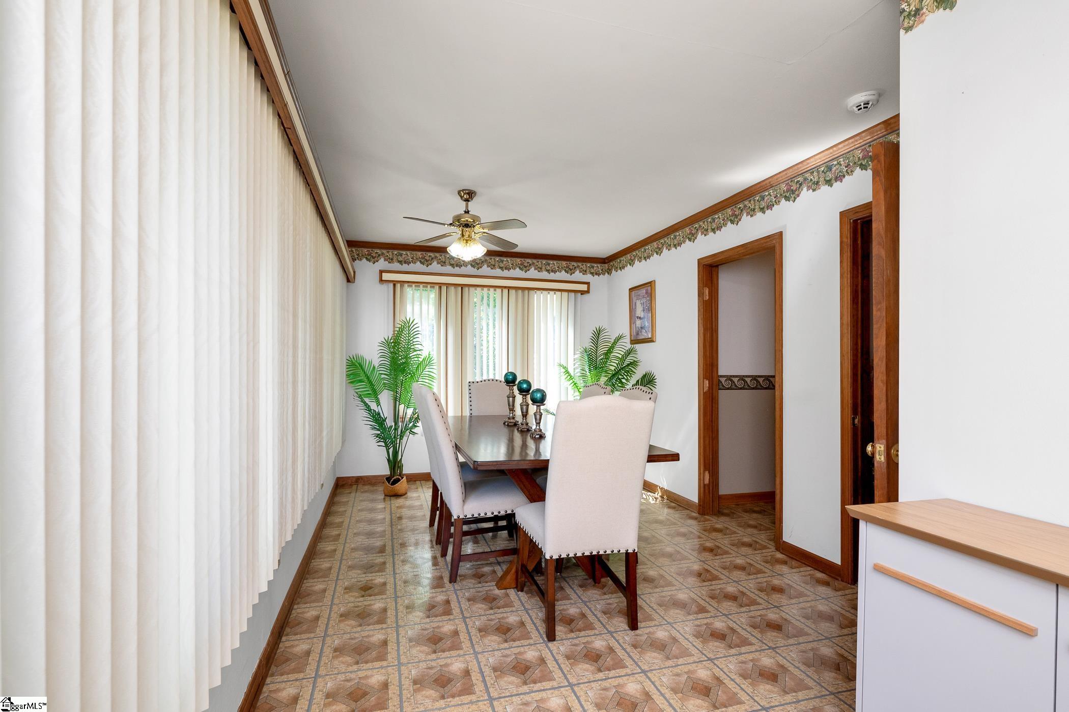 202 Mitchell Street Laurens, SC 29360