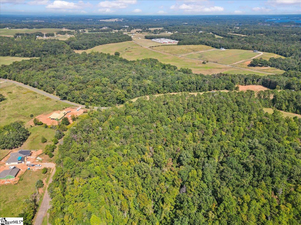 700 Andersonville Drive Townville, SC 29689