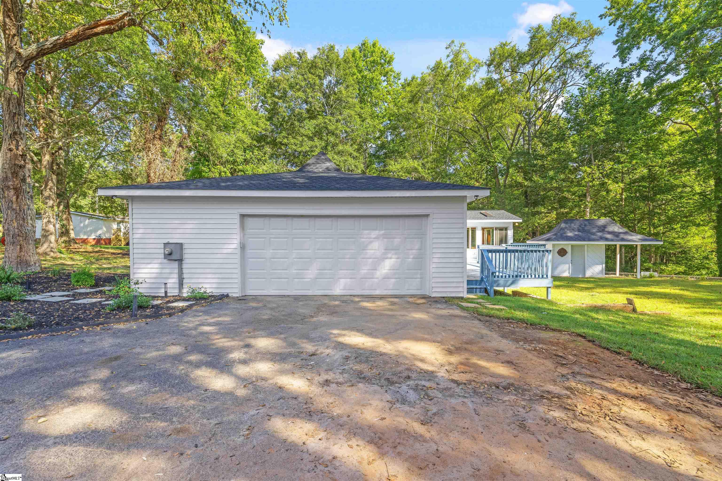 454 Bates Crossing Road Travelers Rest, SC 29690
