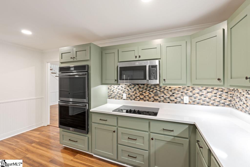 118 Nightingale Lane Greenville, SC 29607