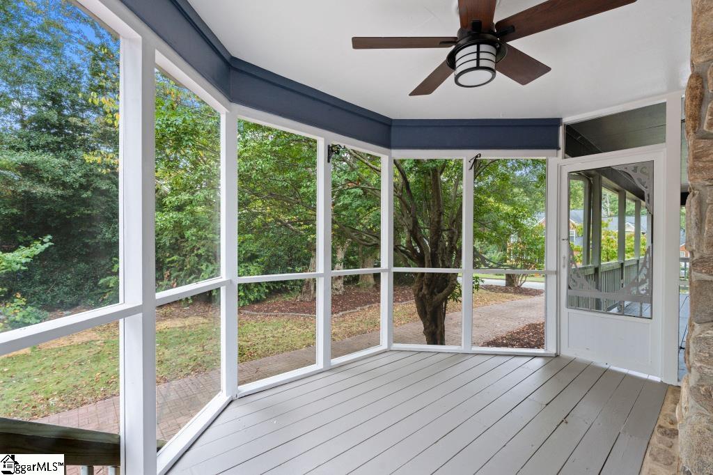 118 Nightingale Lane Greenville, SC 29607