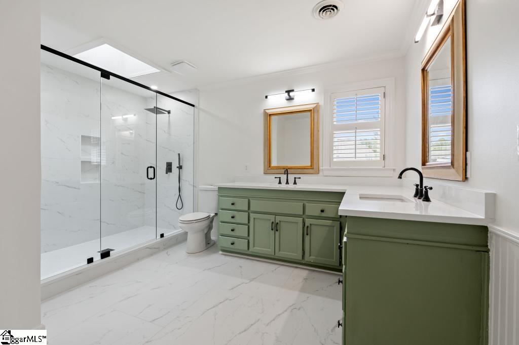 118 Nightingale Lane Greenville, SC 29607